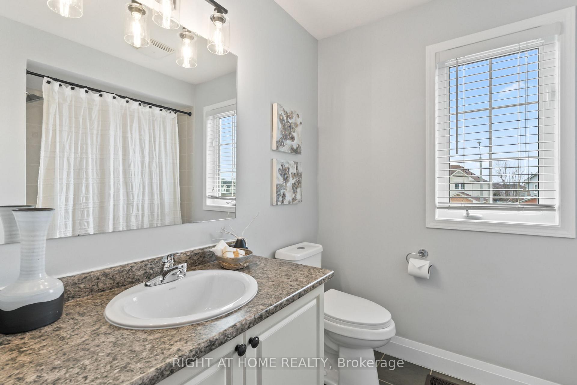 Photo 24 of 179 Courvier Crescent, Clarington, Bowmanville — HOMEH