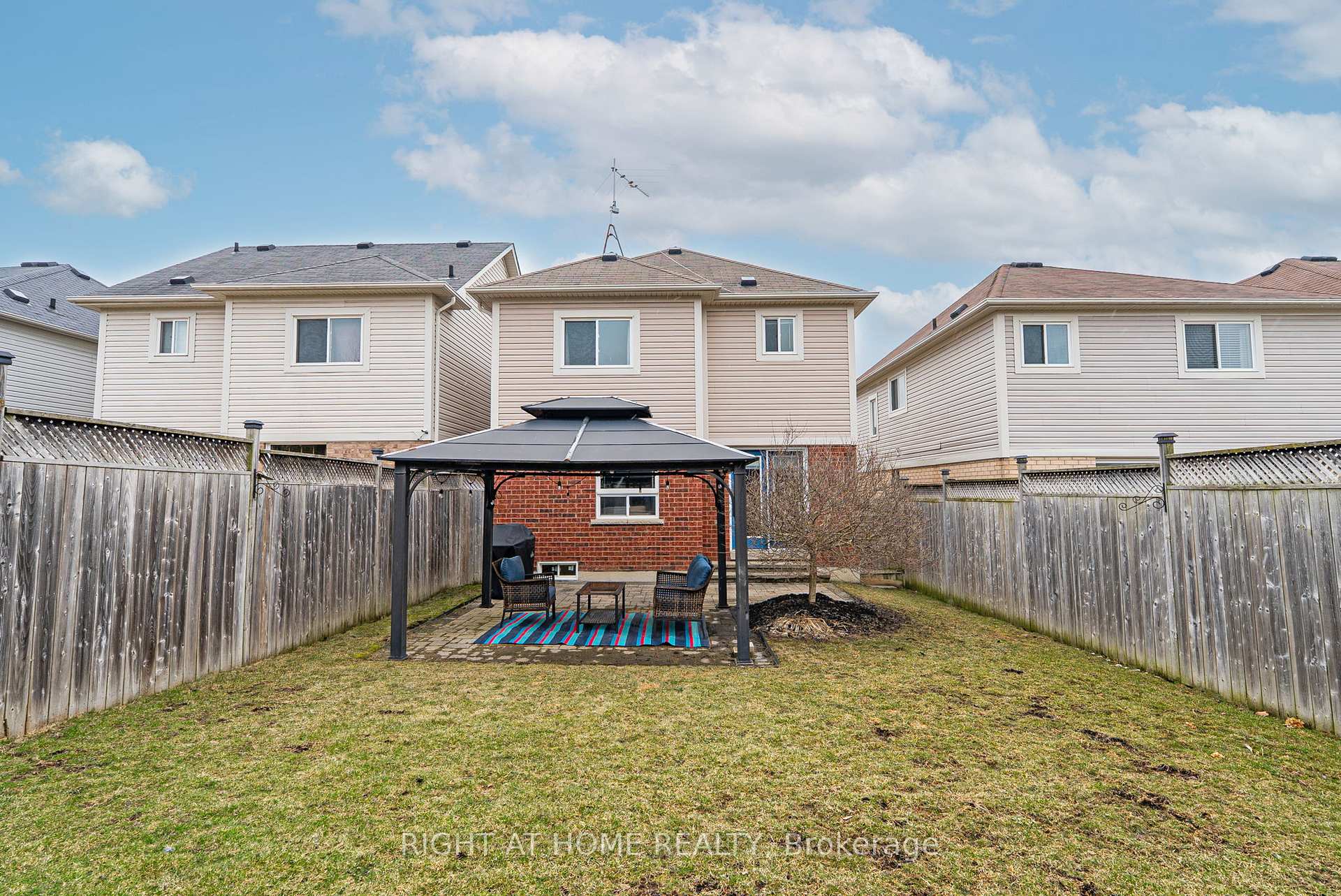 Photo 39 of 179 Courvier Crescent, Clarington, Bowmanville — HOMEH