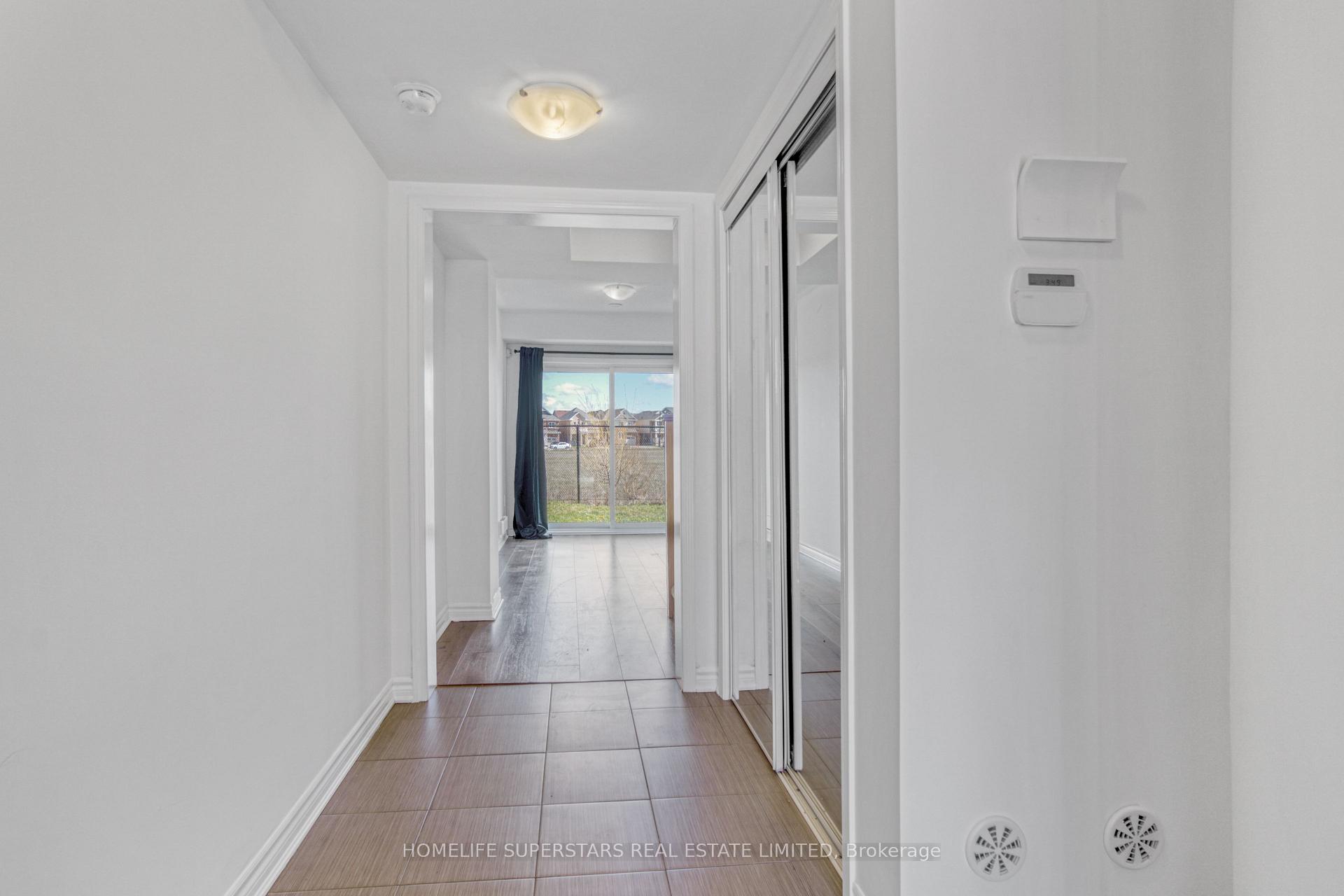 Photo 7 of 72 Bannister Crescent, Brampton, Northwest Brampton — HOMEH