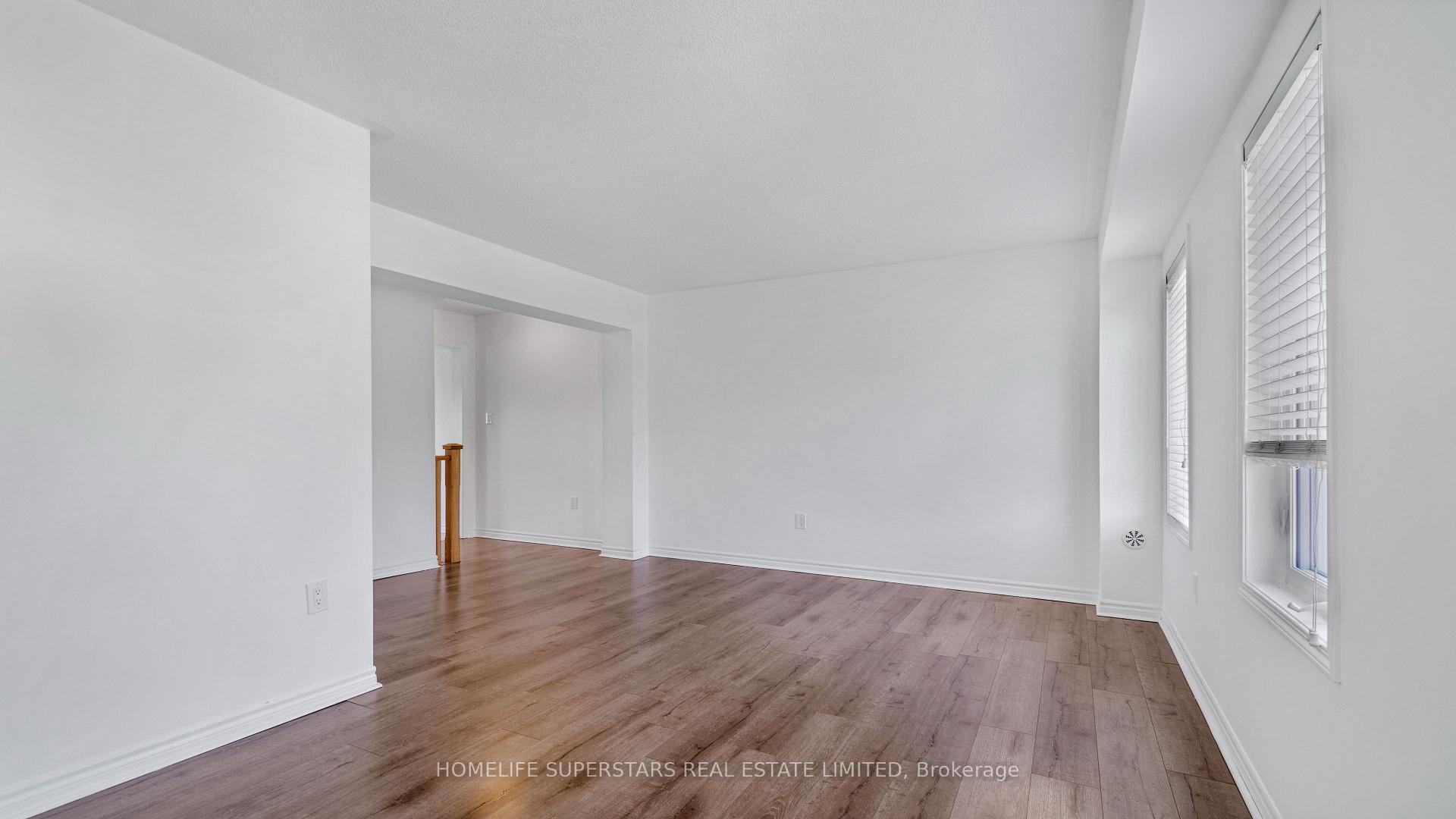 Photo 13 of 72 Bannister Crescent, Brampton, Northwest Brampton — HOMEH