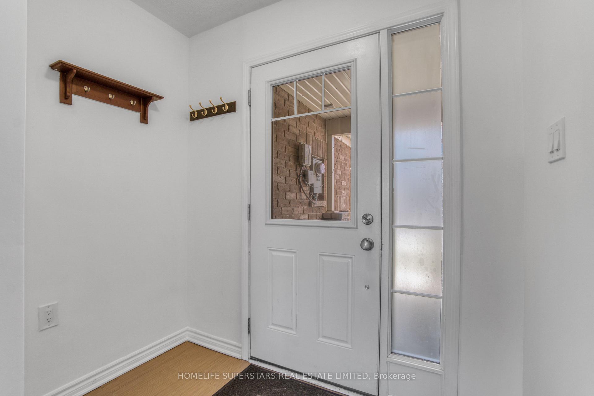 Photo 37 of 72 Bannister Crescent, Brampton, Northwest Brampton — HOMEH