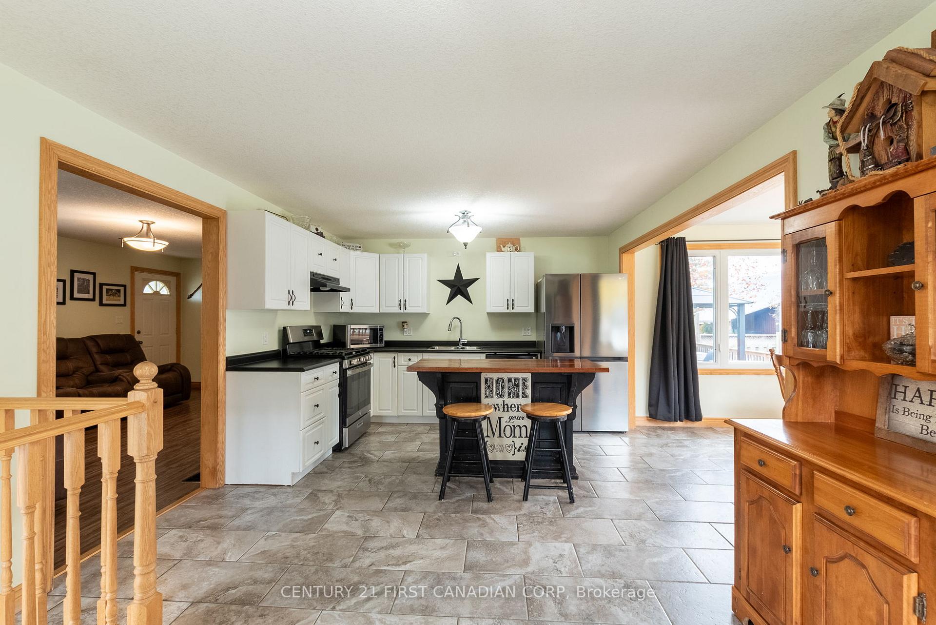 Photo 11 of 55867 Third Street, Bayham, Straffordville — HOMEH