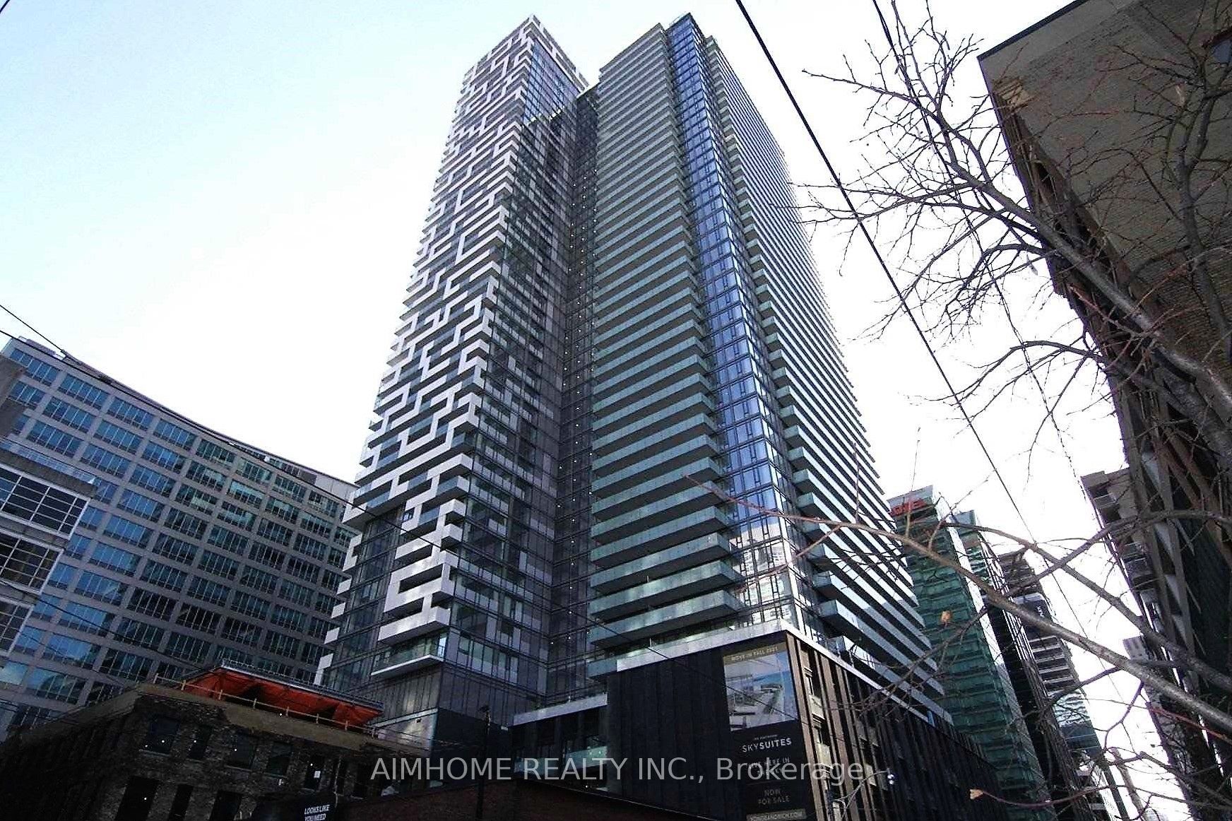 Photo 2 of Unit 1511, 25 Richmond Street E, Toronto, Church-Yonge Corridor — HOMEH