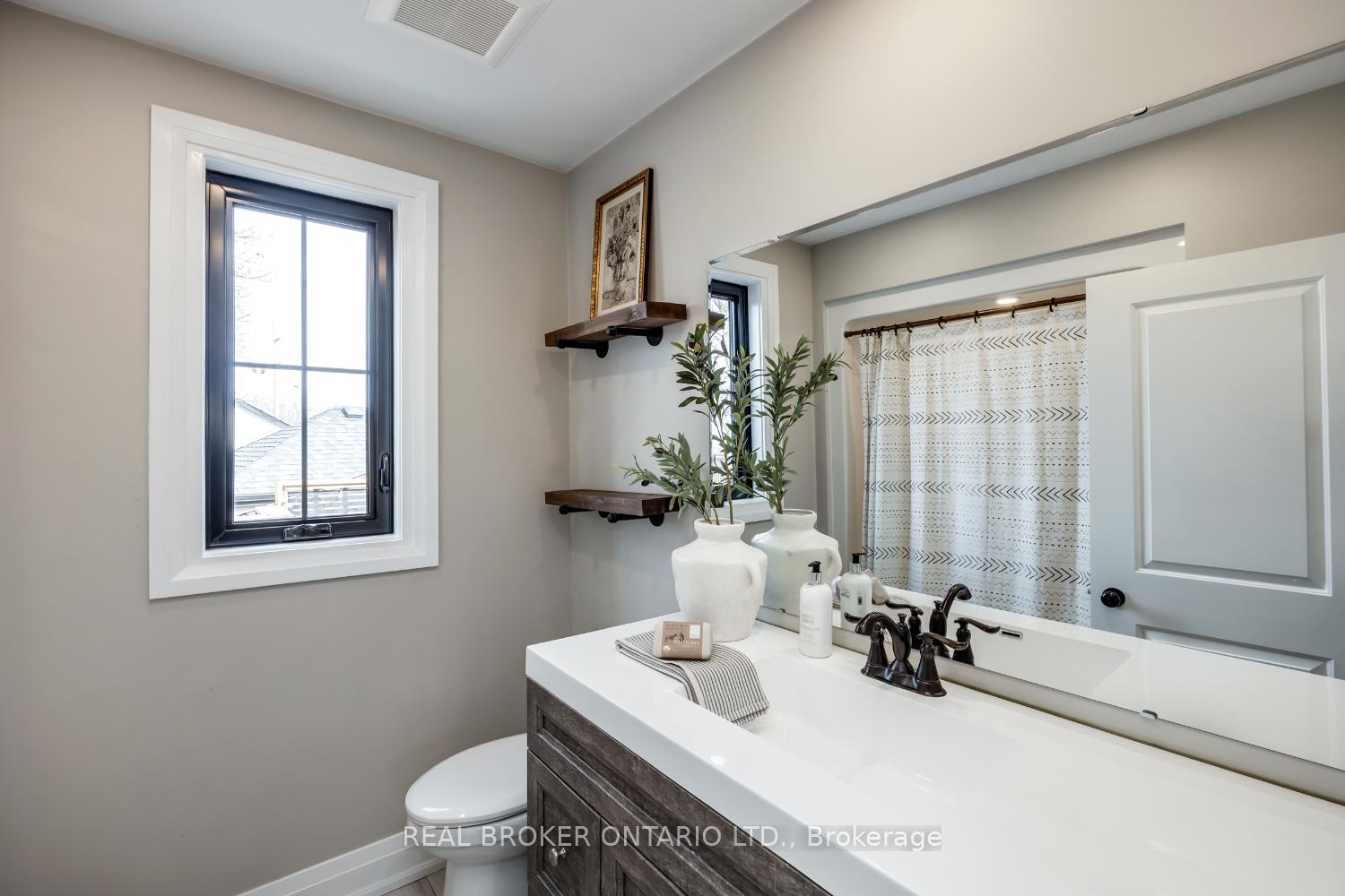 Photo 24 of 2 Jane Street, Clarington, Bowmanville — HOMEH