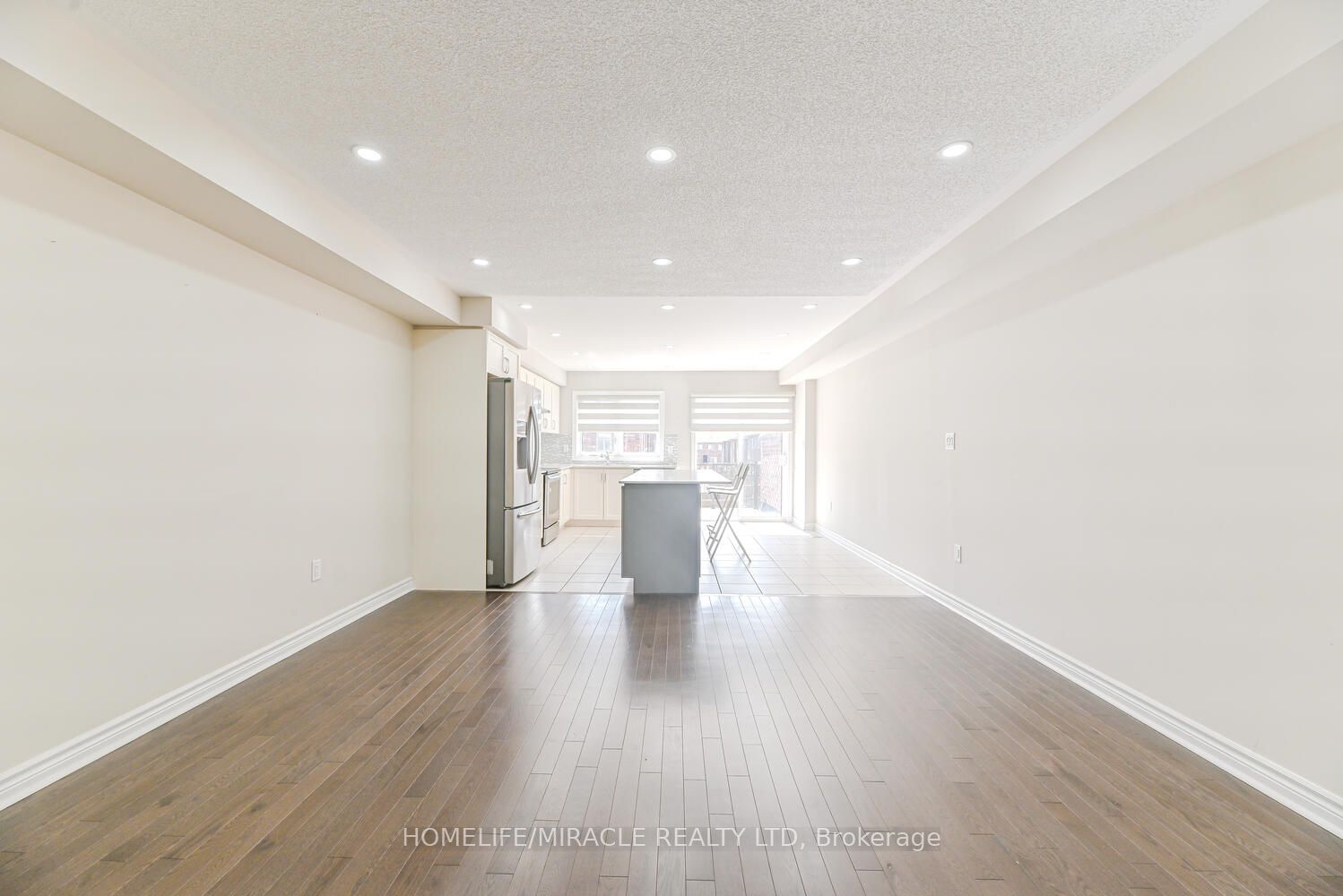 Photo 64 of 35 Finegan Circle, Brampton, Northwest Brampton — HOMEH