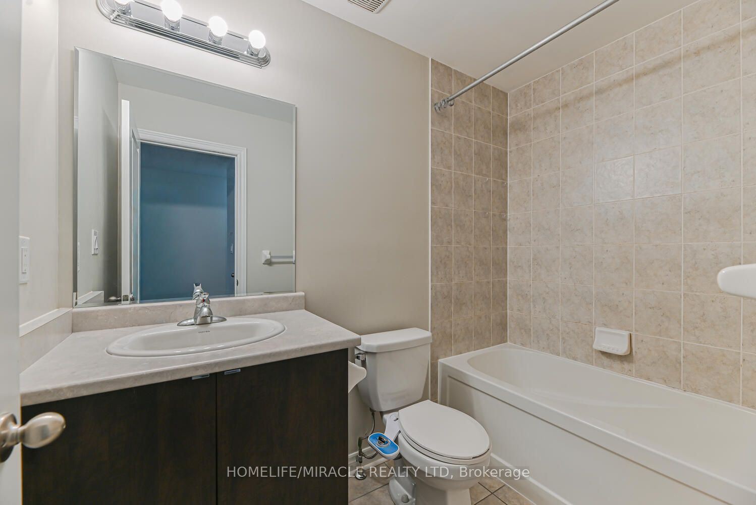 Photo 85 of 35 Finegan Circle, Brampton, Northwest Brampton — HOMEH