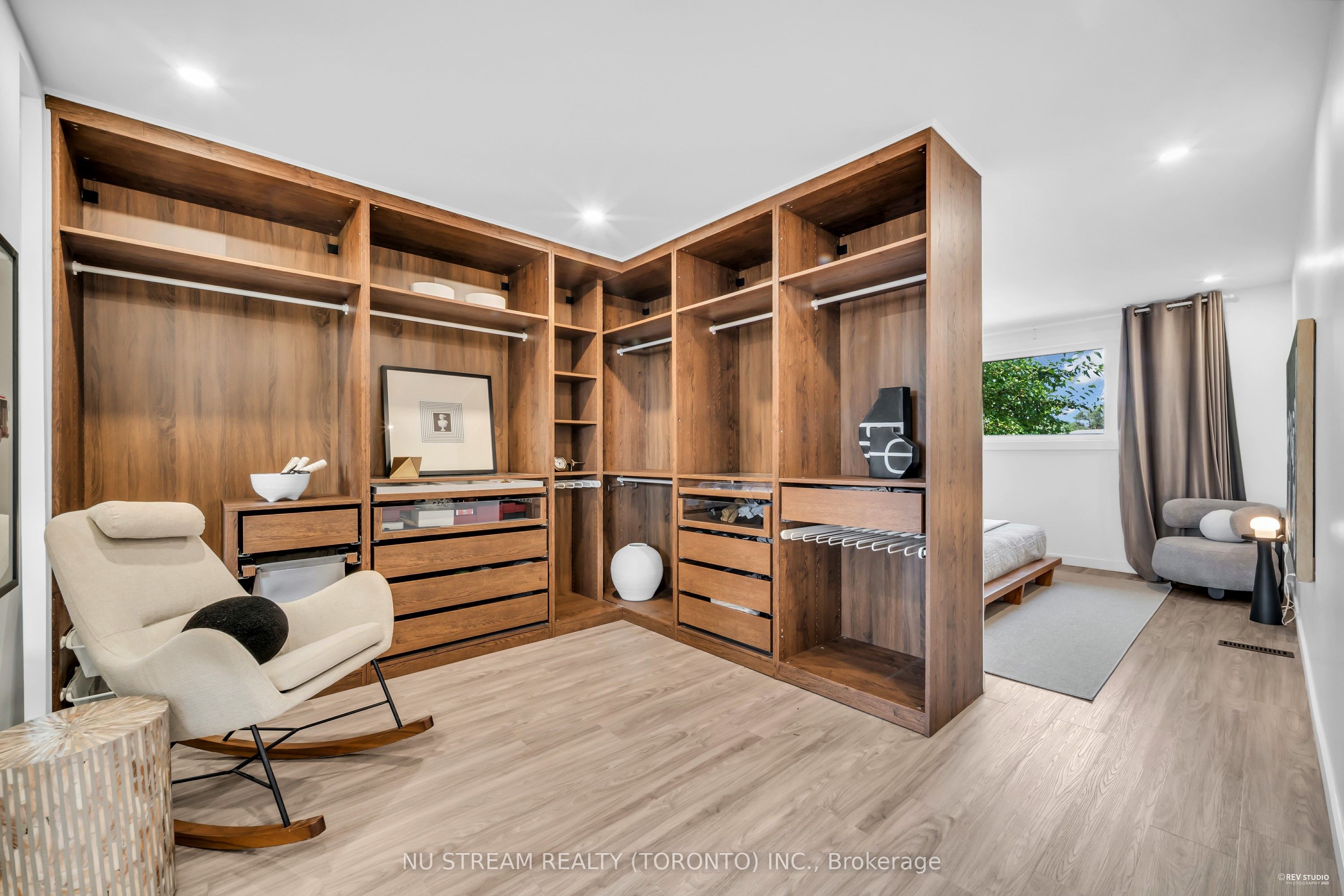 Photo 78 of 43 Brandy Crescent, Vaughan, East Woodbridge — HOMEH
