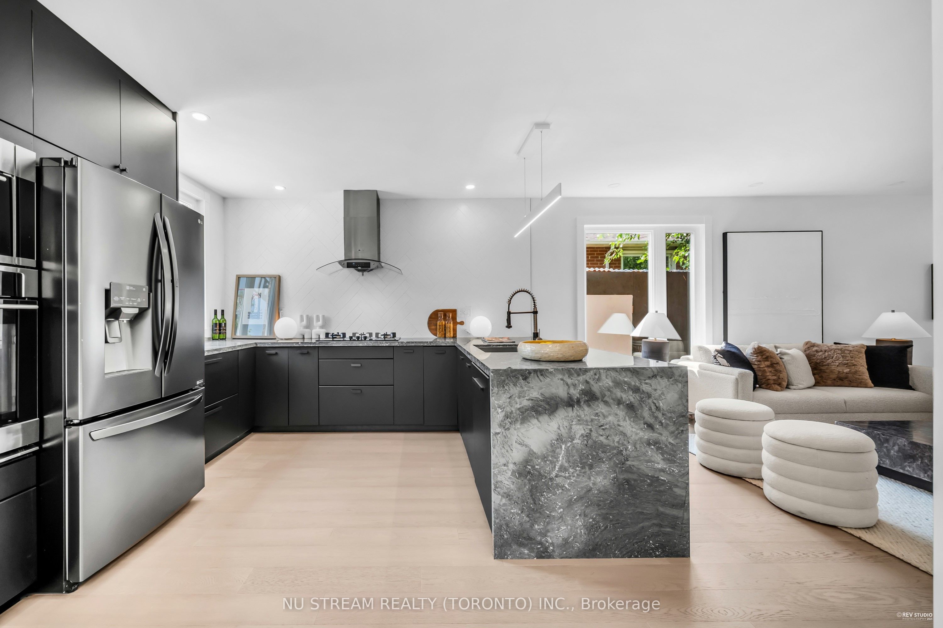 Photo 64 of 43 Brandy Crescent, Vaughan, East Woodbridge — HOMEH