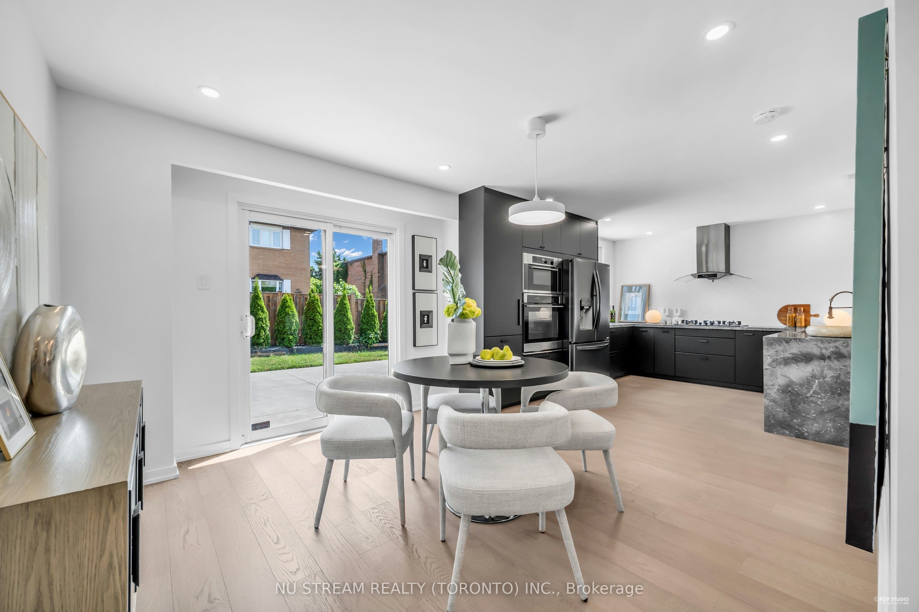 Photo 72 of 43 Brandy Crescent, Vaughan, East Woodbridge — HOMEH