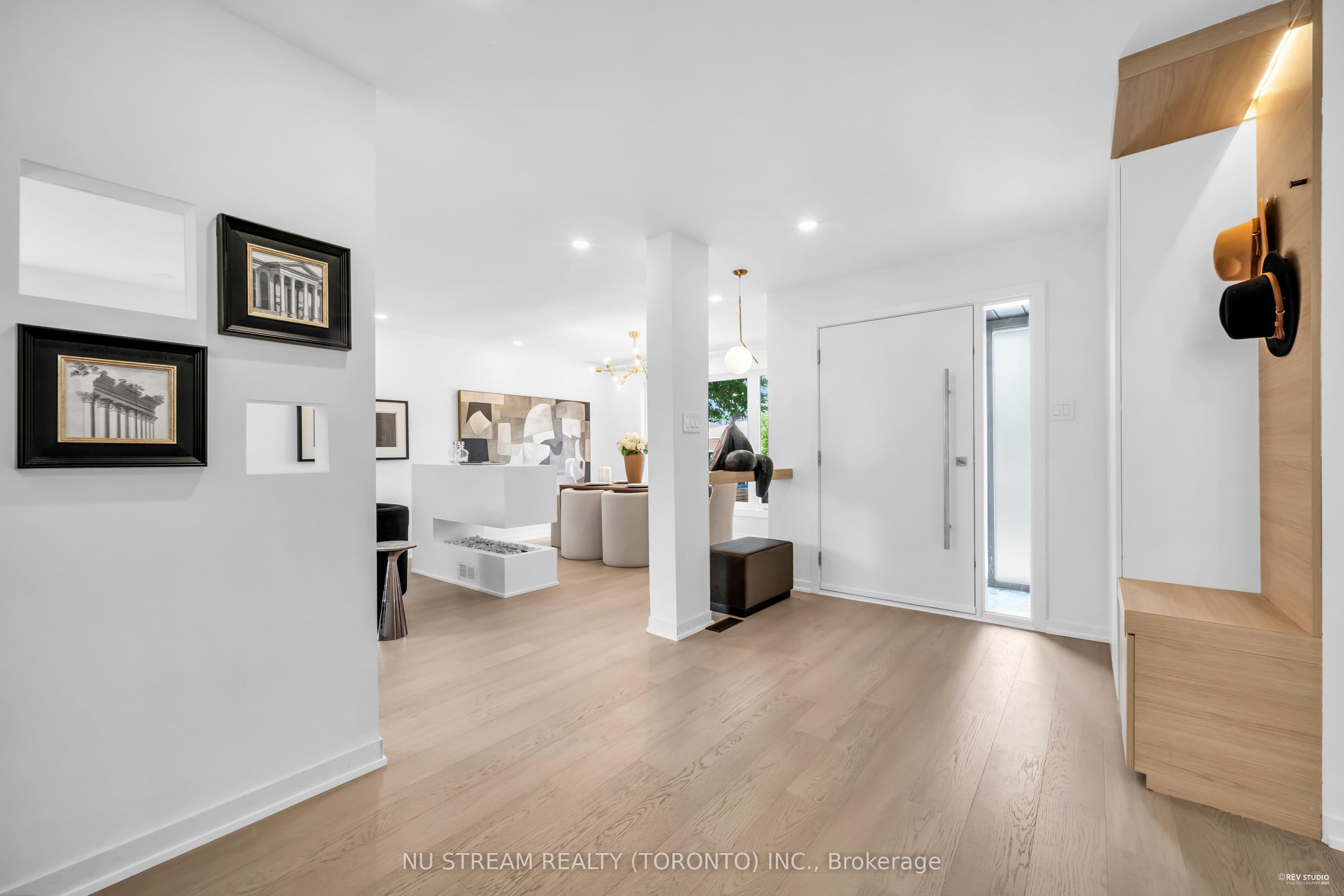 Photo 57 of 43 Brandy Crescent, Vaughan, East Woodbridge — HOMEH