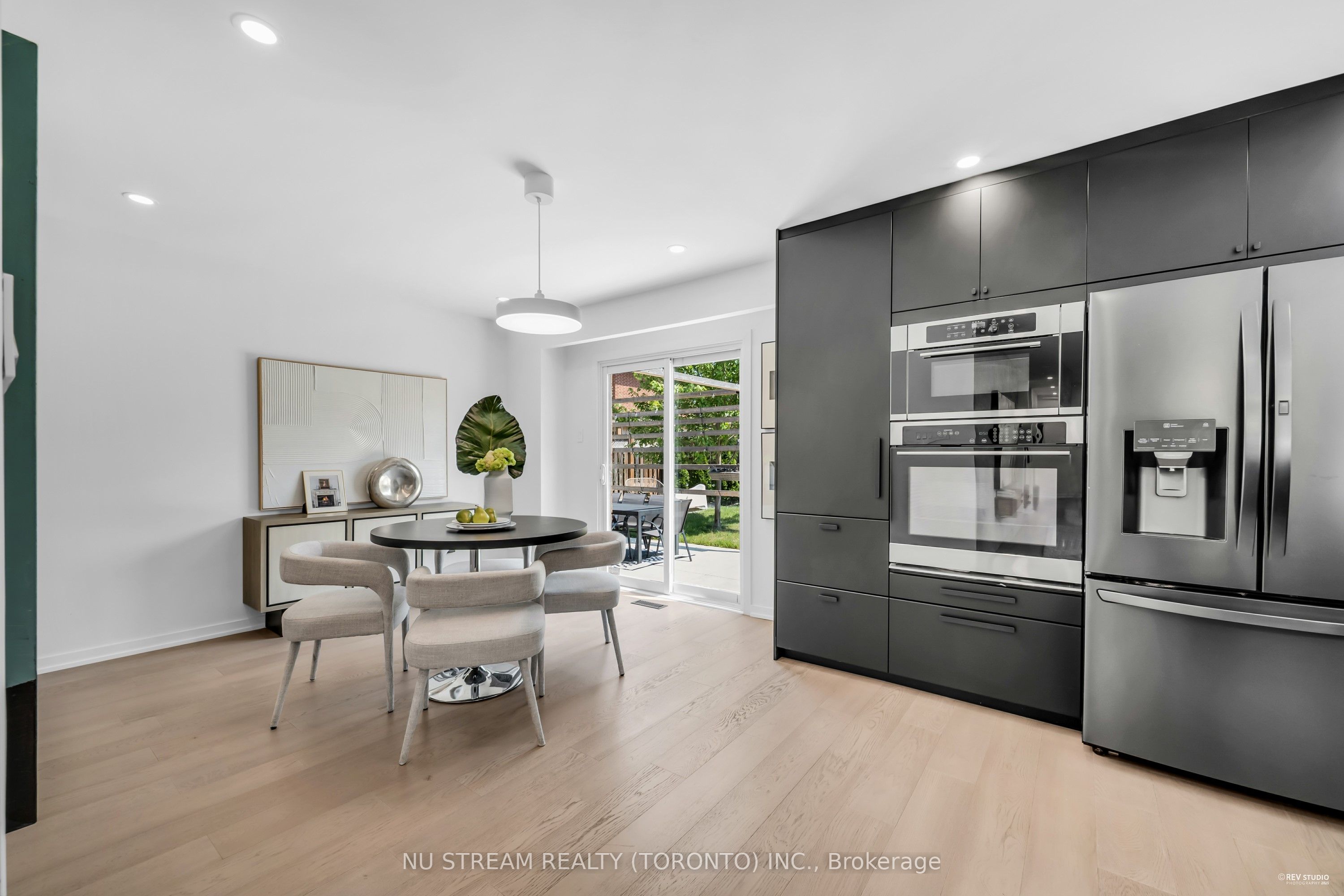 Photo 73 of 43 Brandy Crescent, Vaughan, East Woodbridge — HOMEH