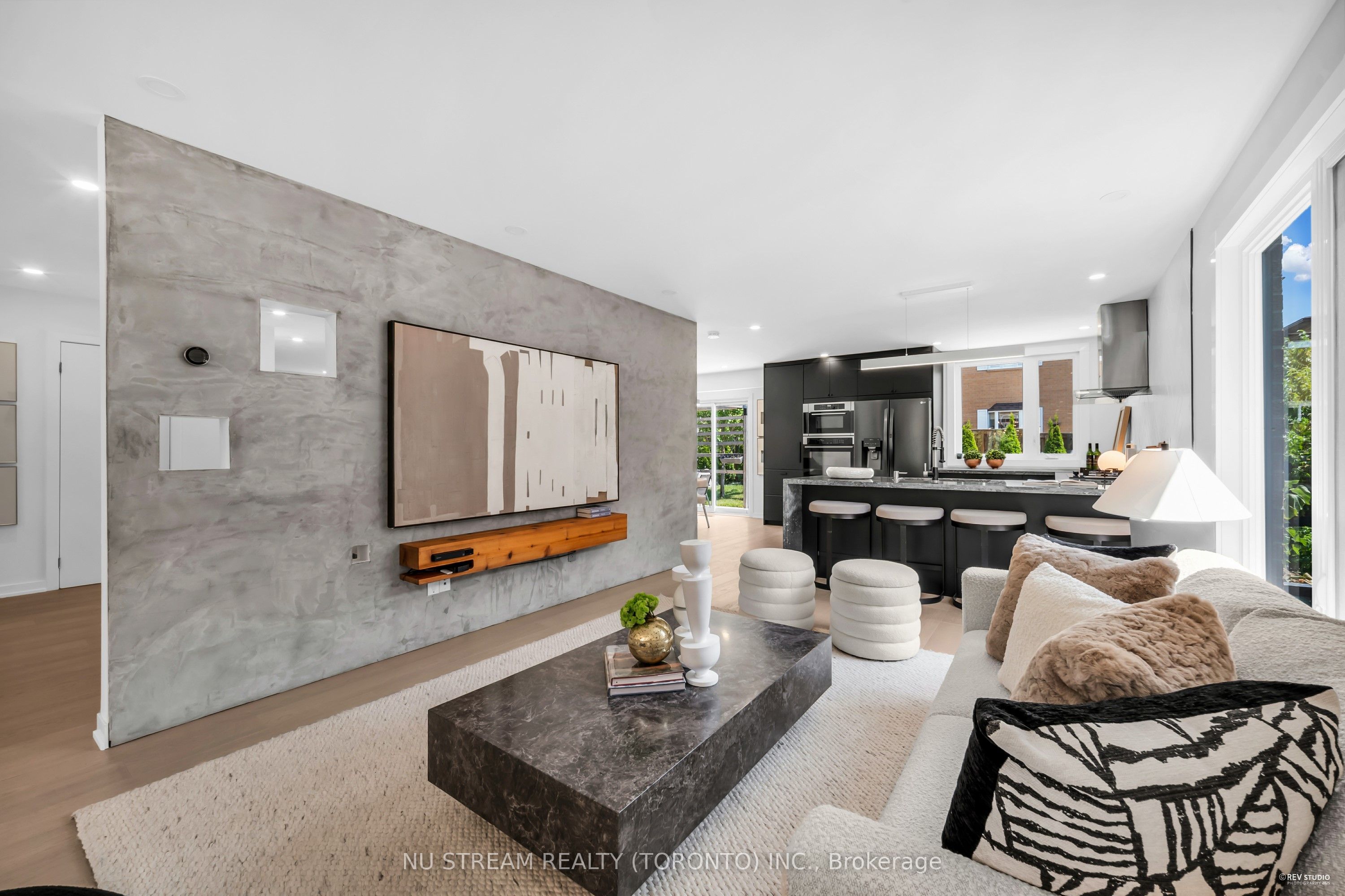 Photo 62 of 43 Brandy Crescent, Vaughan, East Woodbridge — HOMEH