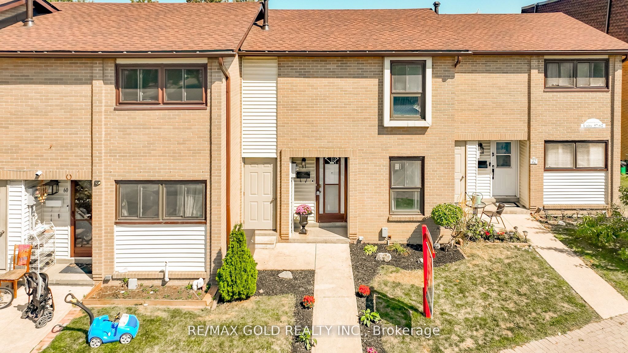 Photo 94 of Unit 61, 46 Dearbourne Boulevard, Brampton, Southgate — HOMEH