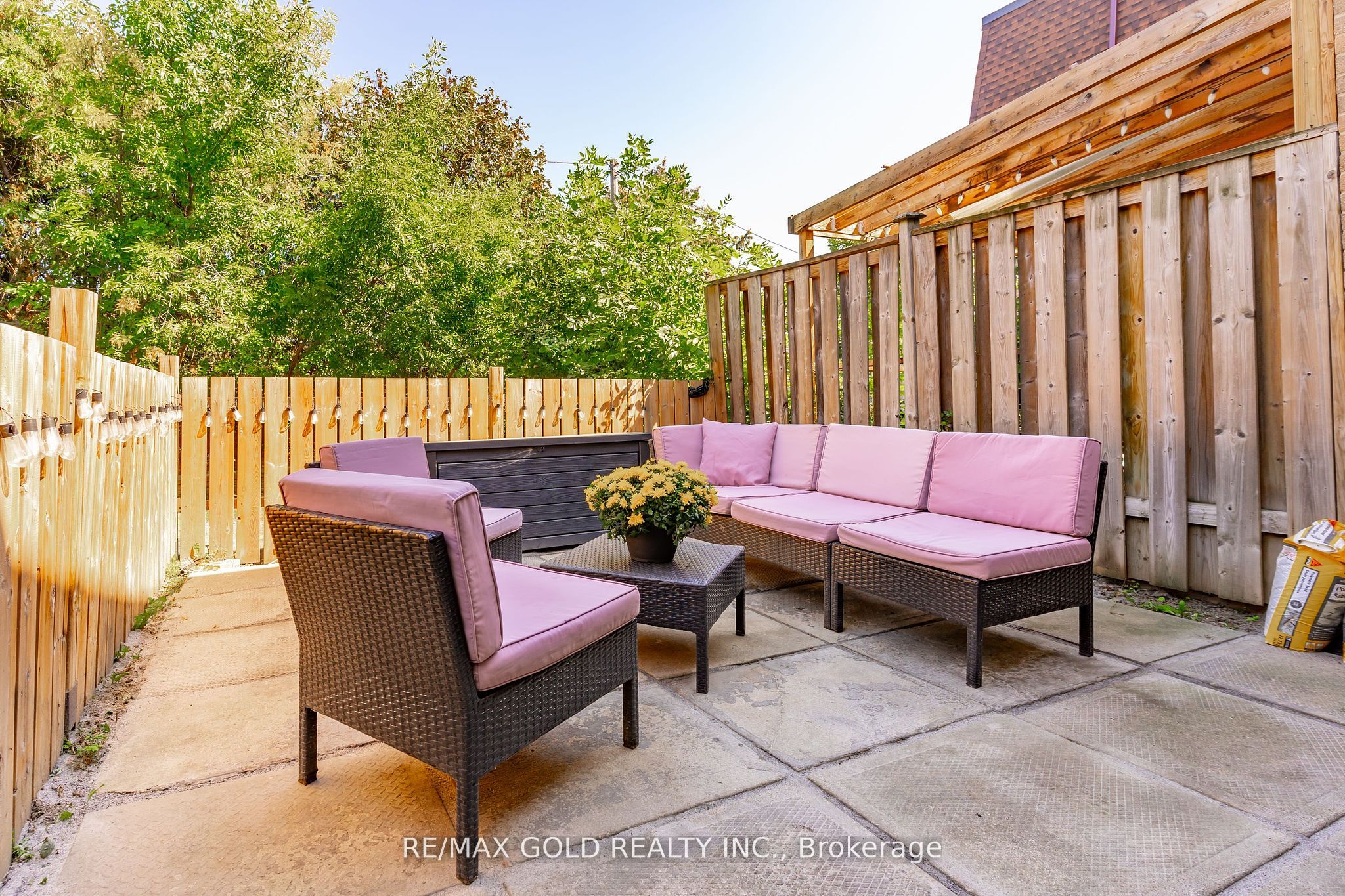 Photo 130 of Unit 61, 46 Dearbourne Boulevard, Brampton, Southgate — HOMEH