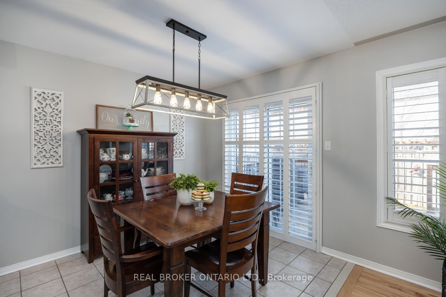 Photo 9 of 5 Millburn Drive, Clarington, Bowmanville — HOMEH