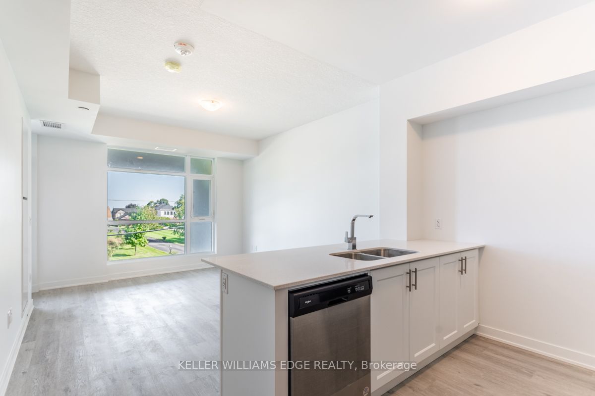 Photo 30 of Unit 217, 600 North Service Road, Hamilton, Stoney Creek — HOMEH
