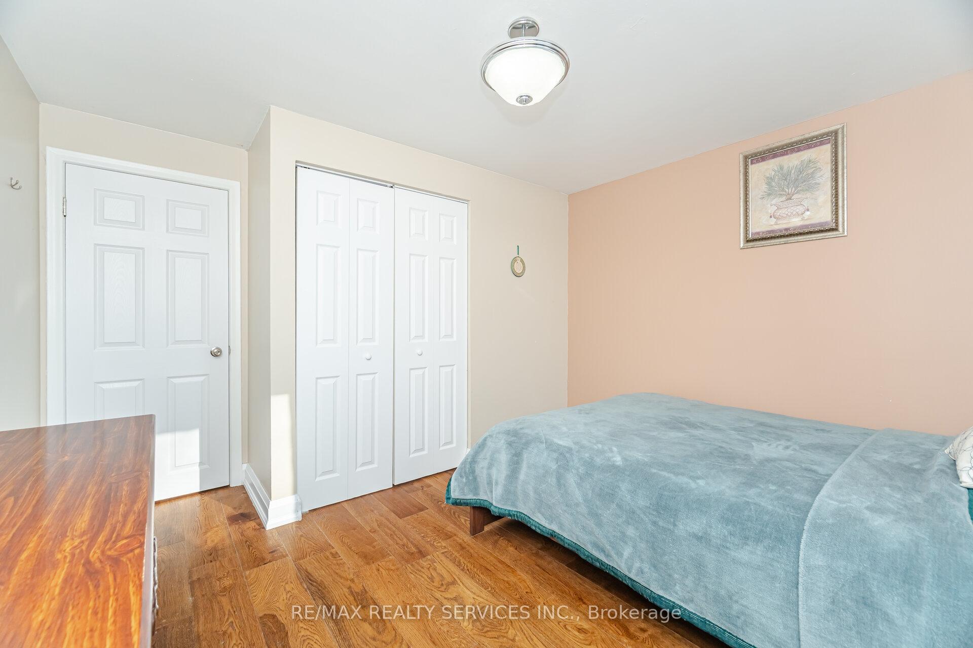 Photo 18 of 9 Aintree Crescent, Brampton, Avondale — HOMEH