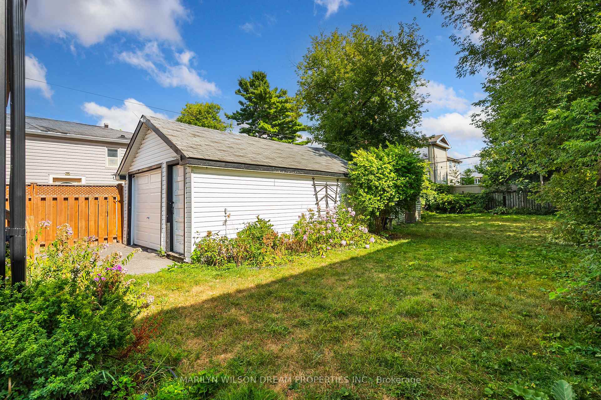 Photo 19 of 1252 Dorchester Avenue, Ottawa, Carlington — HOMEH
