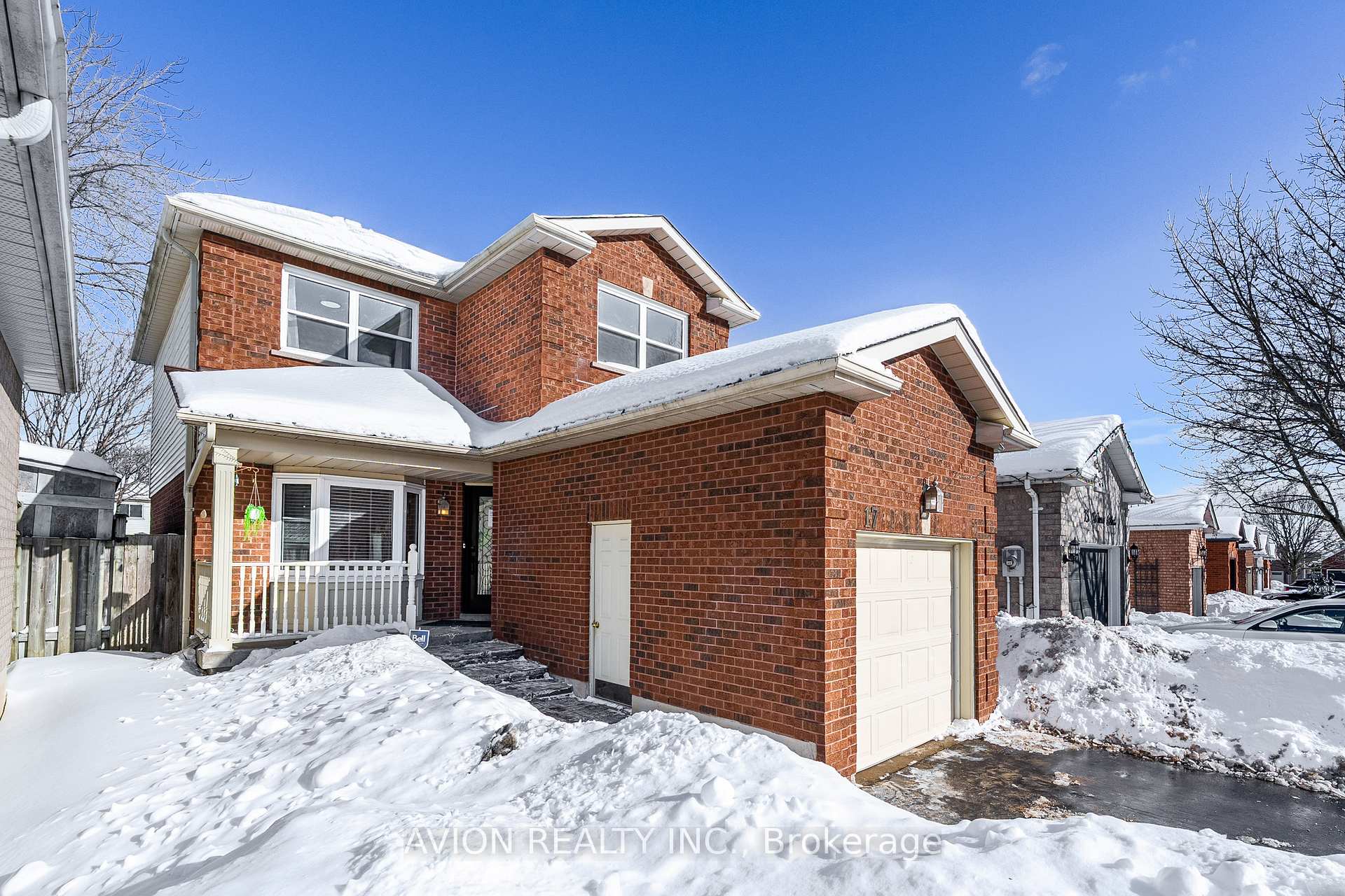 Photo 1 of 17 Wrenn Boulevard, Clarington, Bowmanville — HOMEH