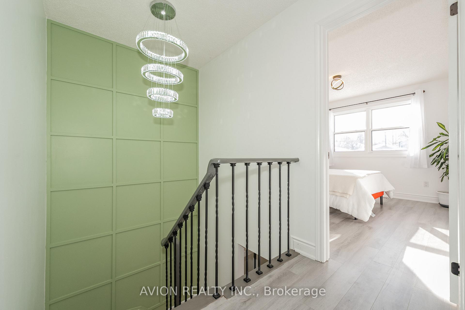 Photo 13 of 17 Wrenn Boulevard, Clarington, Bowmanville — HOMEH