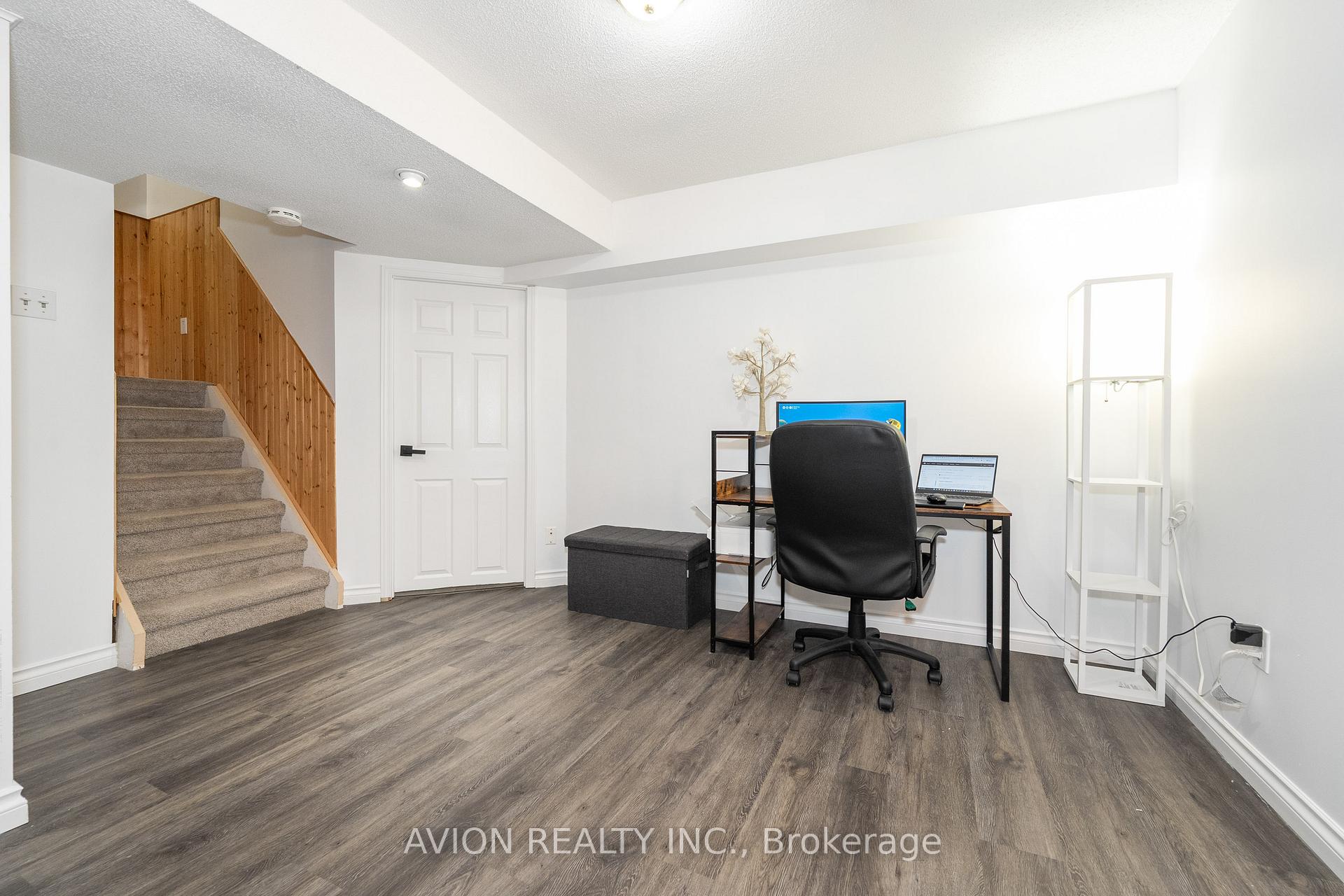 Photo 19 of 17 Wrenn Boulevard, Clarington, Bowmanville — HOMEH