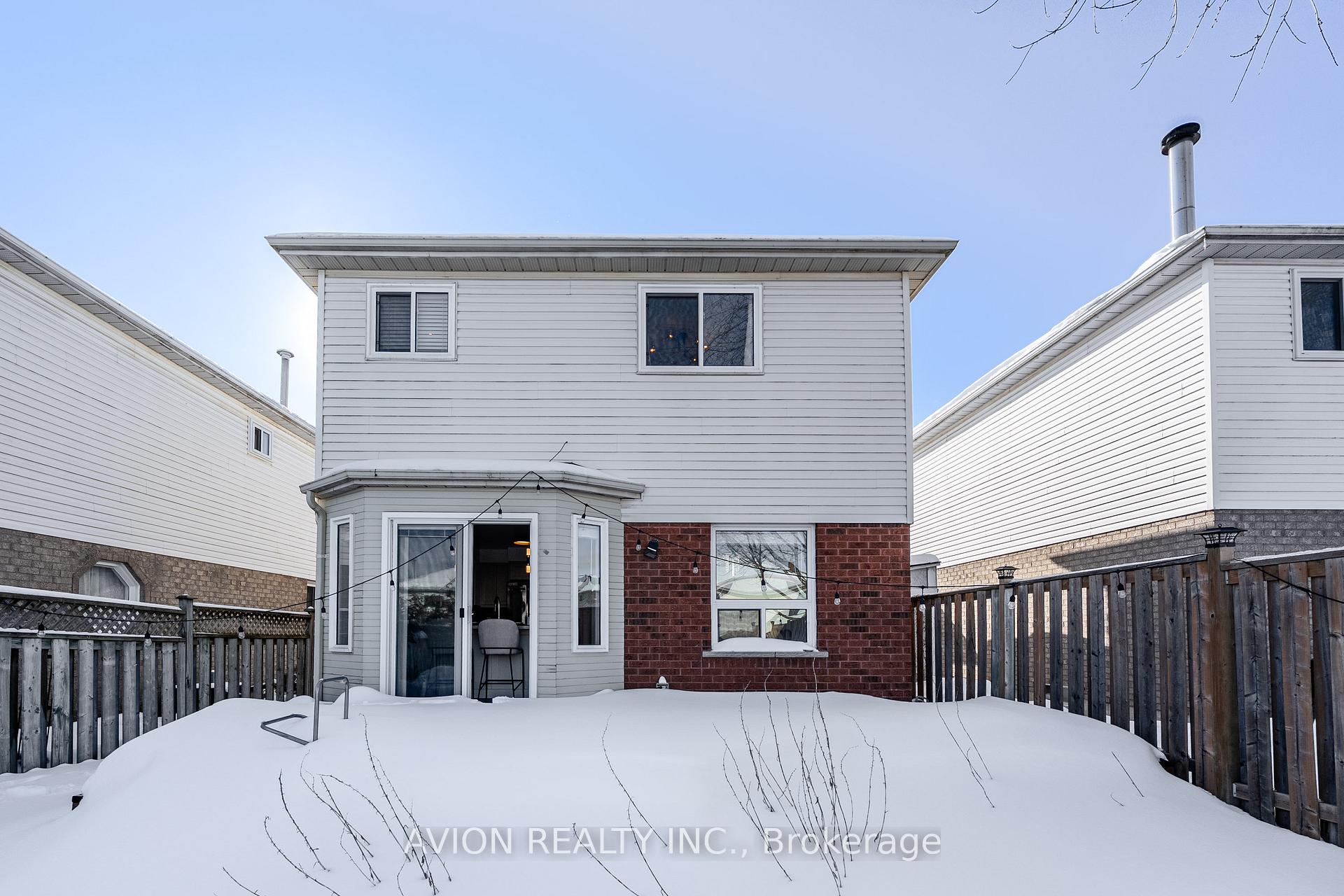 Photo 23 of 17 Wrenn Boulevard, Clarington, Bowmanville — HOMEH
