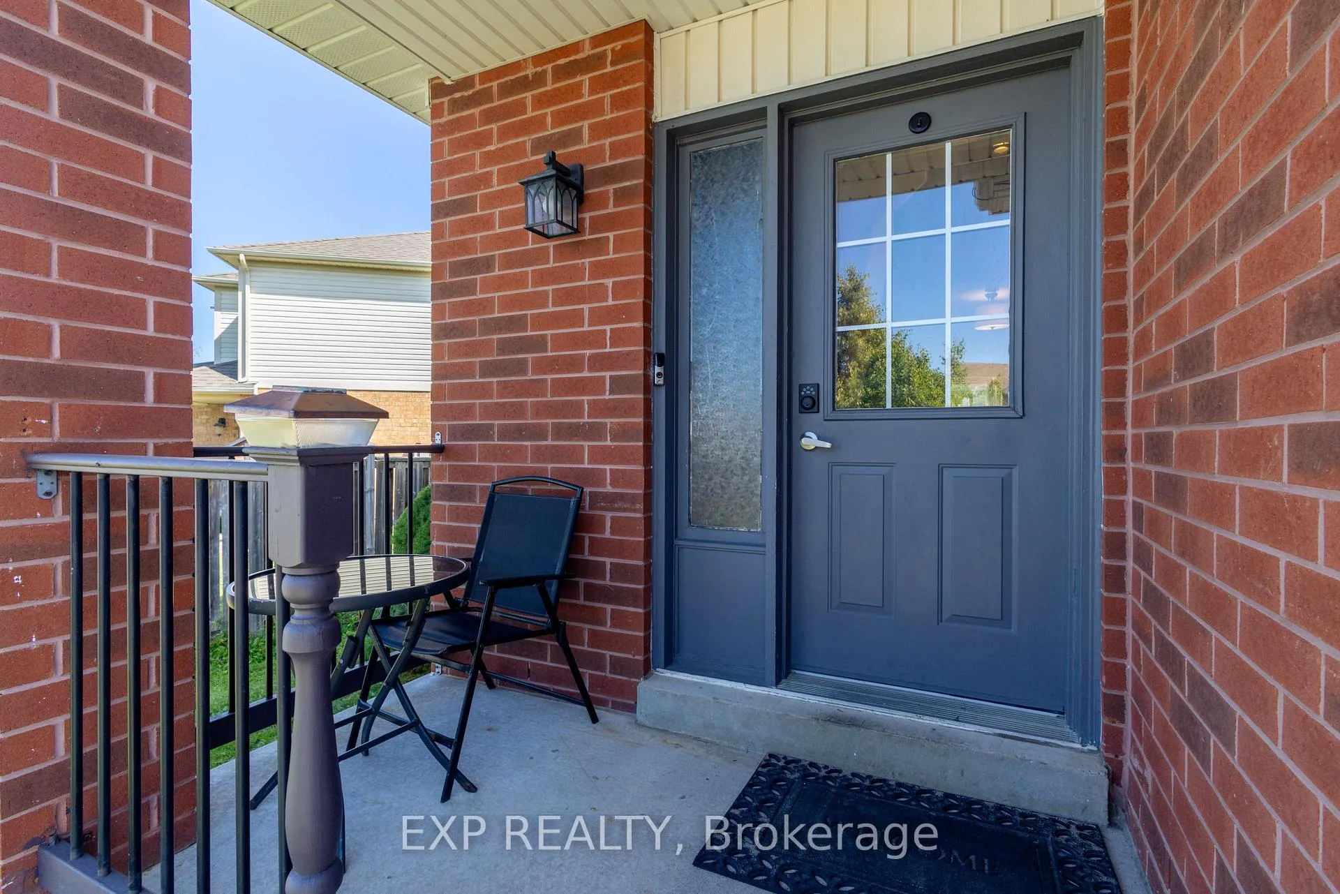 Photo 4 of 192 Pickett Crescent, Barrie, Painswick North — HOMEH