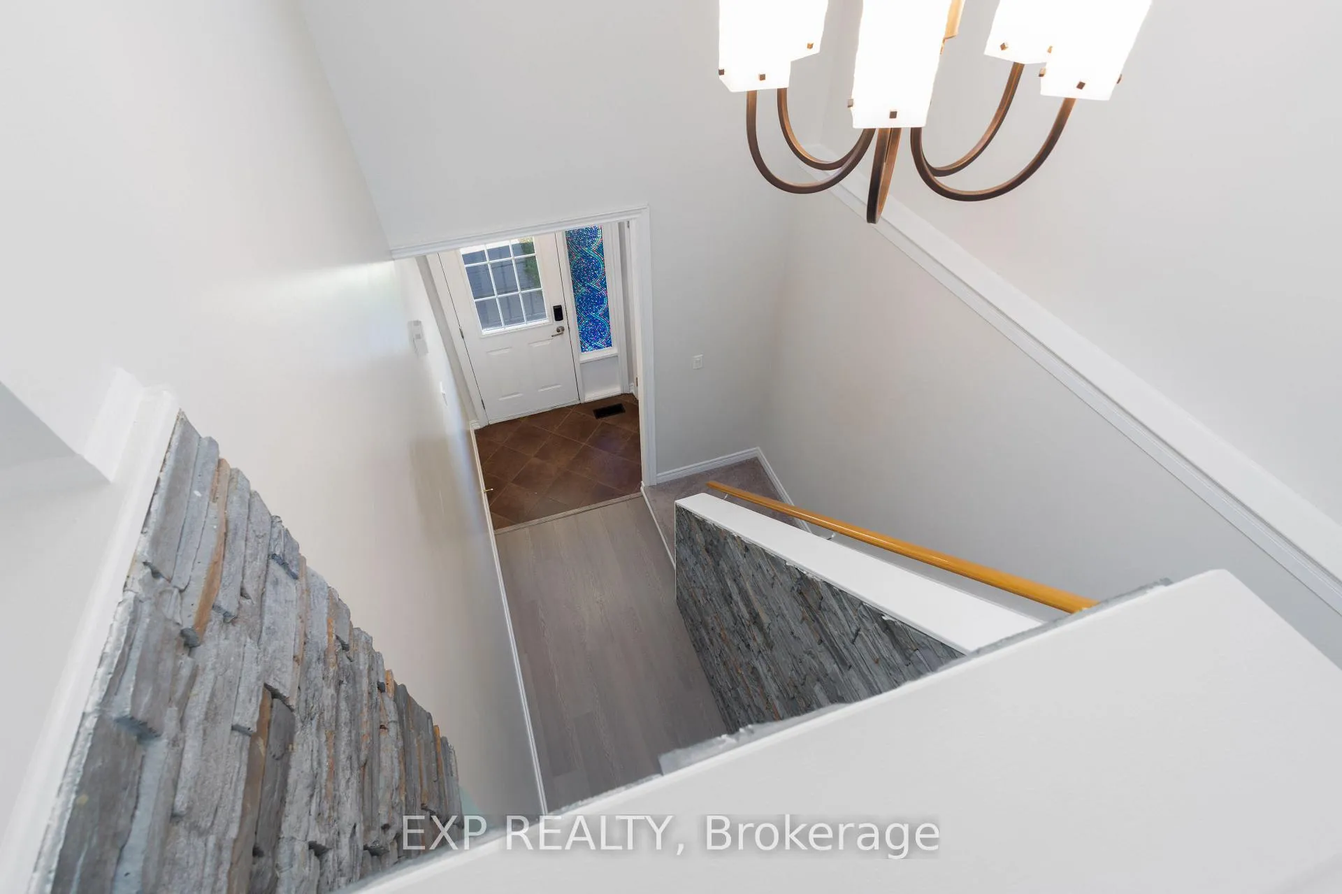 Photo 16 of 192 Pickett Crescent, Barrie, Painswick North — HOMEH