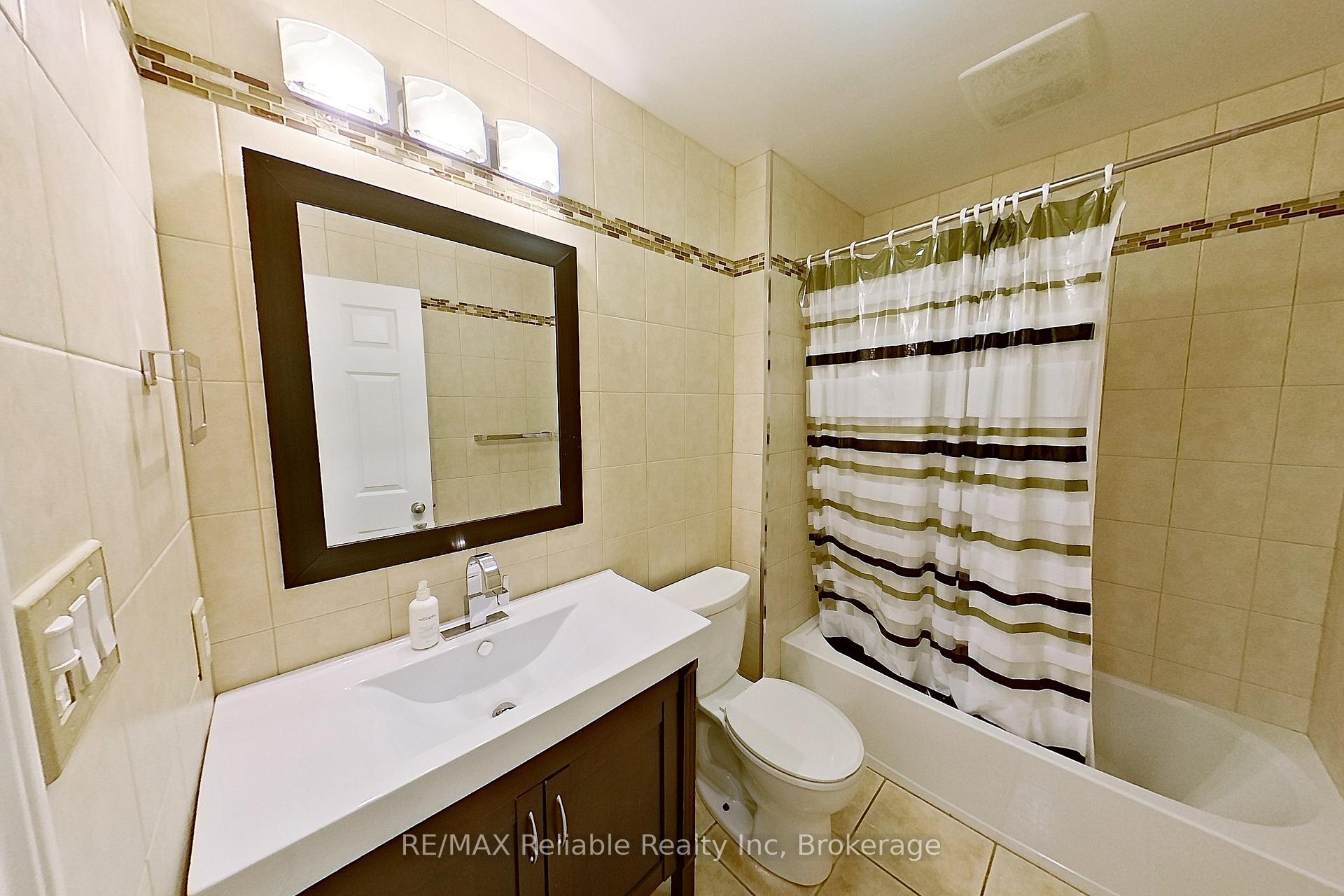 Photo 24 of 31 Glass Street, Bluewater, Bayfield — HOMEH