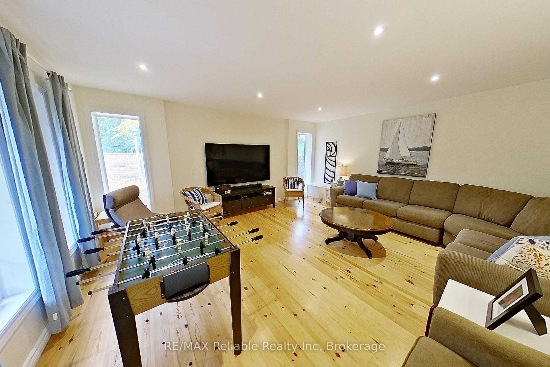 Photo 30 of 31 Glass Street, Bluewater, Bayfield — HOMEH