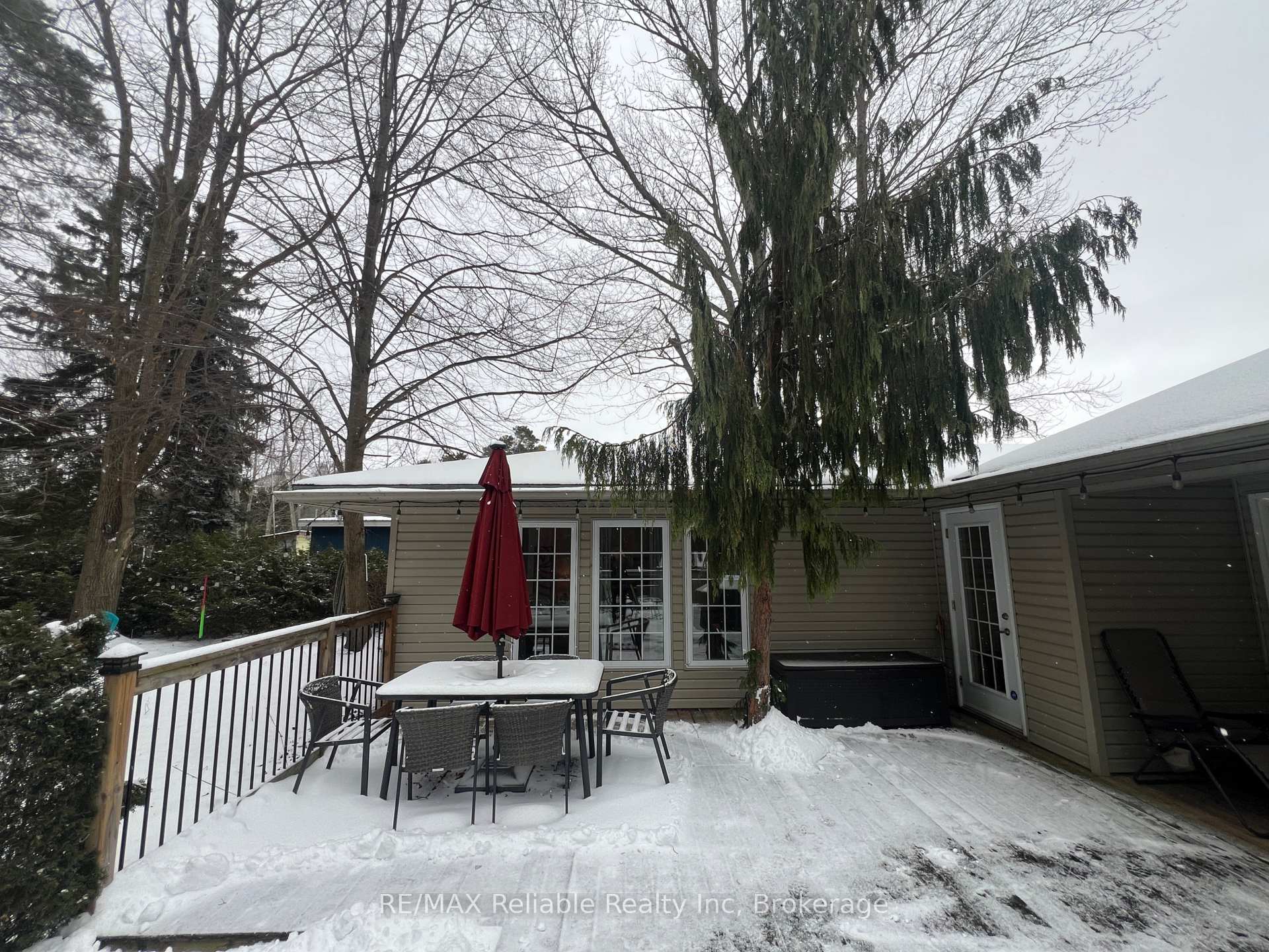 Photo 36 of 31 Glass Street, Bluewater, Bayfield — HOMEH