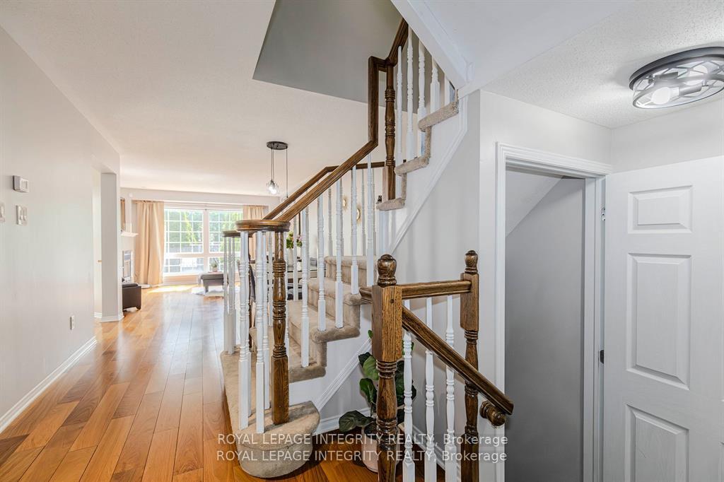 Photo 6 of 336 Quetico Private, Ottawa, Barrhaven - Stonebridge — HOMEH