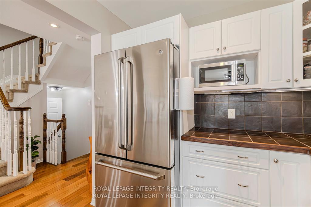 Photo 20 of 336 Quetico Private, Ottawa, Barrhaven - Stonebridge — HOMEH