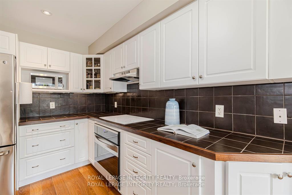 Photo 3 of 336 Quetico Private, Ottawa, Barrhaven - Stonebridge — HOMEH