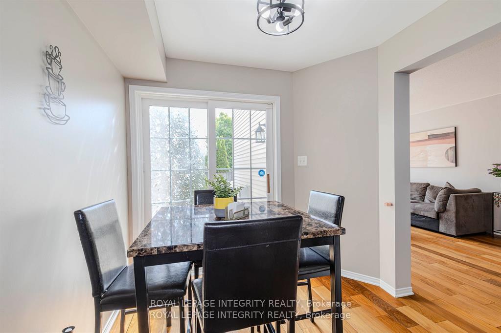 Photo 15 of 336 Quetico Private, Ottawa, Barrhaven - Stonebridge — HOMEH