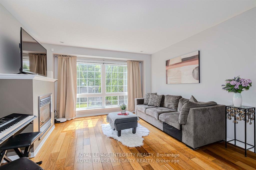 Photo 18 of 336 Quetico Private, Ottawa, Barrhaven - Stonebridge — HOMEH