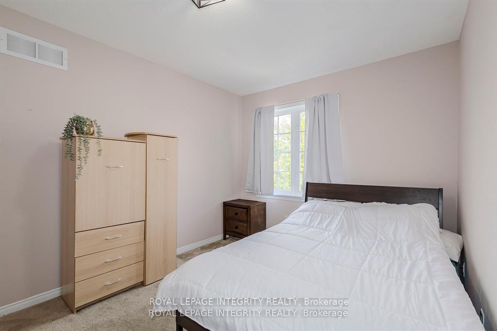 Photo 35 of 336 Quetico Private, Ottawa, Barrhaven - Stonebridge — HOMEH
