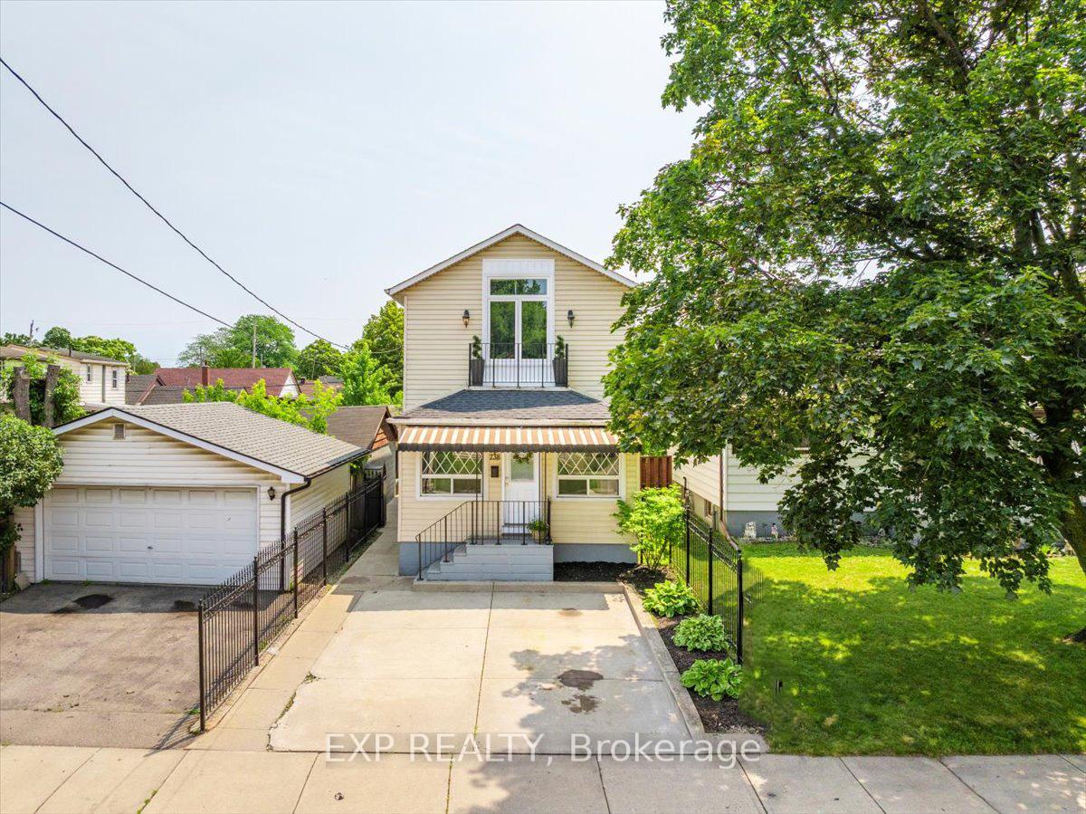Photo 1 of 738 Knox Avenue, Hamilton, Parkview — HOMEH