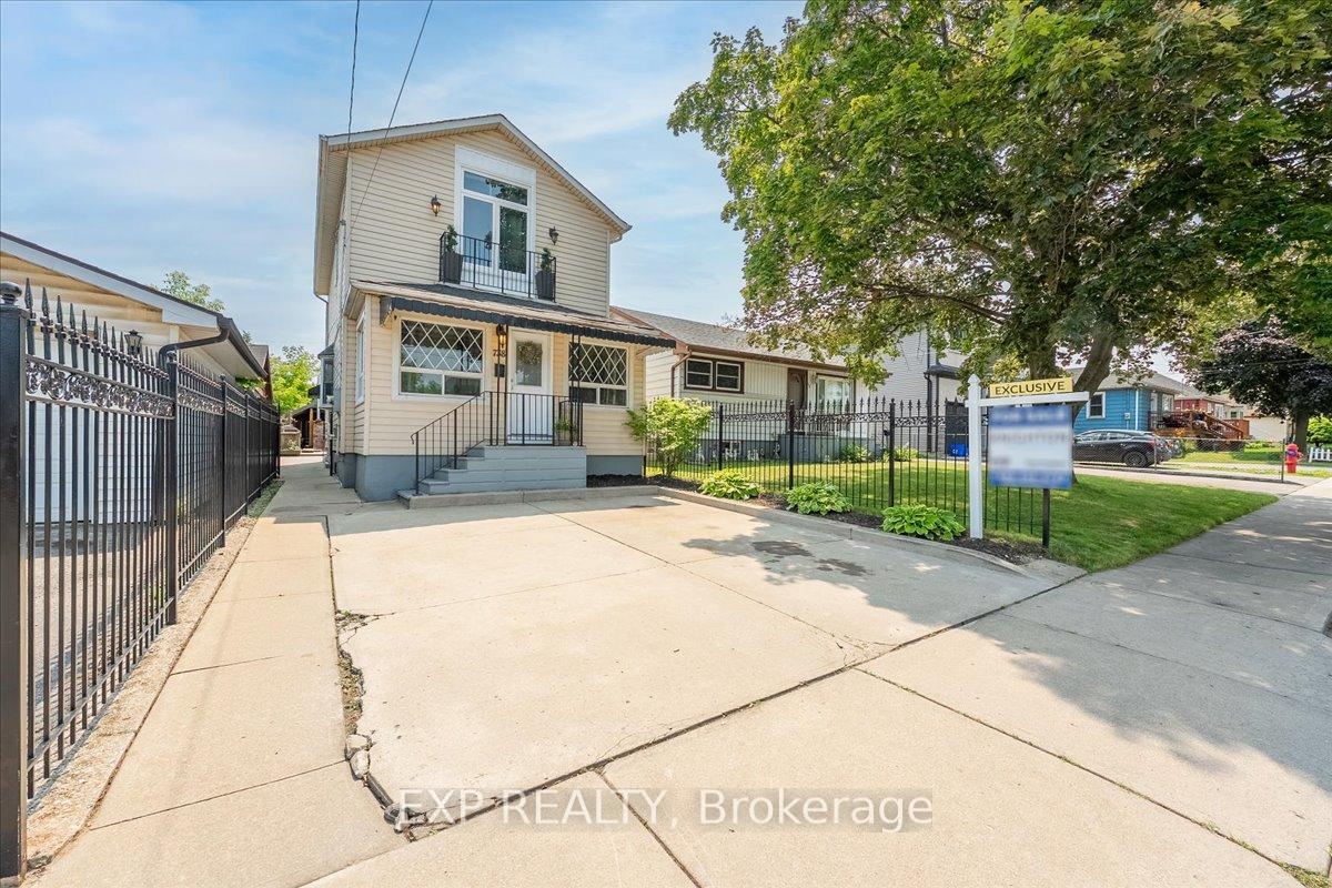 Photo 2 of 738 Knox Avenue, Hamilton, Parkview — HOMEH