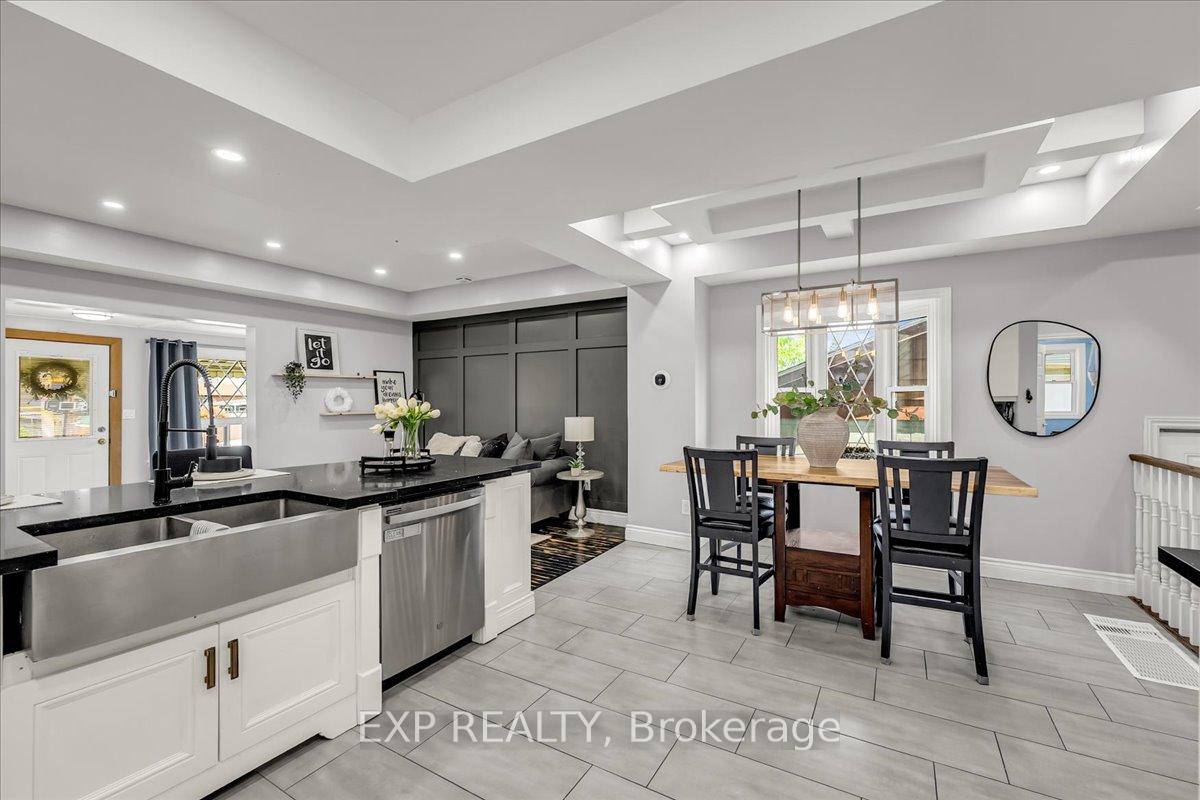 Photo 17 of 738 Knox Avenue, Hamilton, Parkview — HOMEH