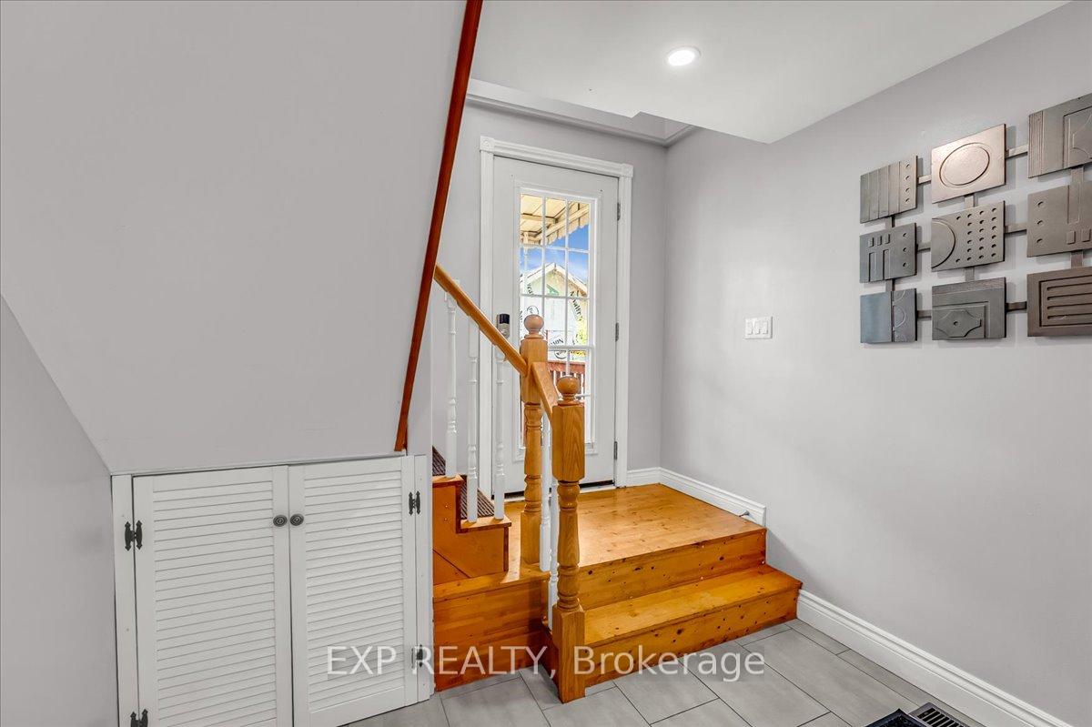 Photo 21 of 738 Knox Avenue, Hamilton, Parkview — HOMEH