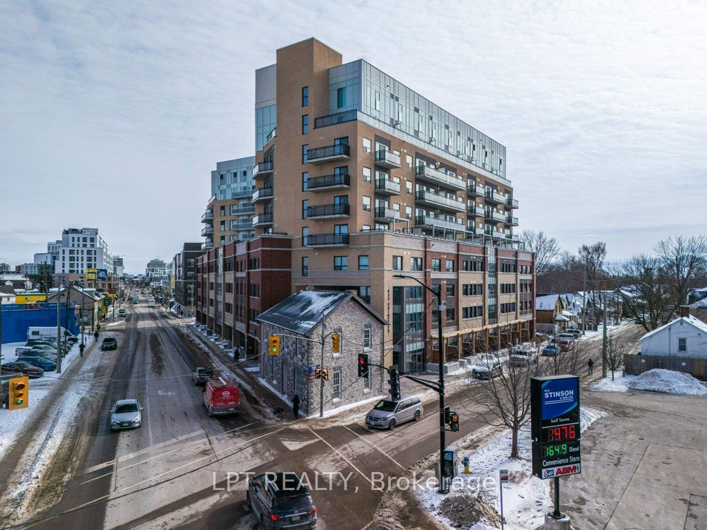 Photo 51 of Unit 920, 652 Princess Street, Kingston, Central City East — HOMEH