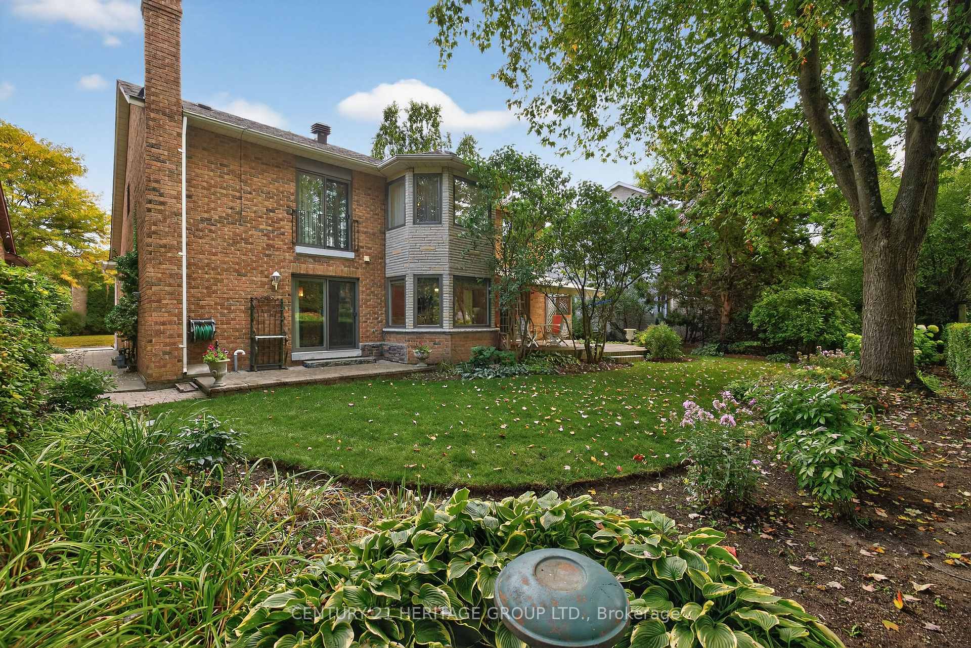 Photo 16 of 41 Murdock Avenue, Aurora, Aurora Heights — HOMEH
