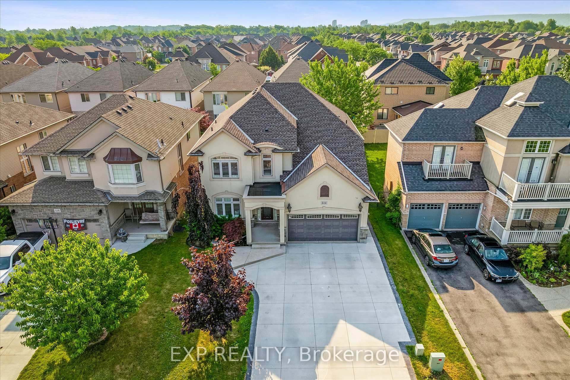 Photo 2 of 514 Fifty Road, Hamilton, Winona Park — HOMEH