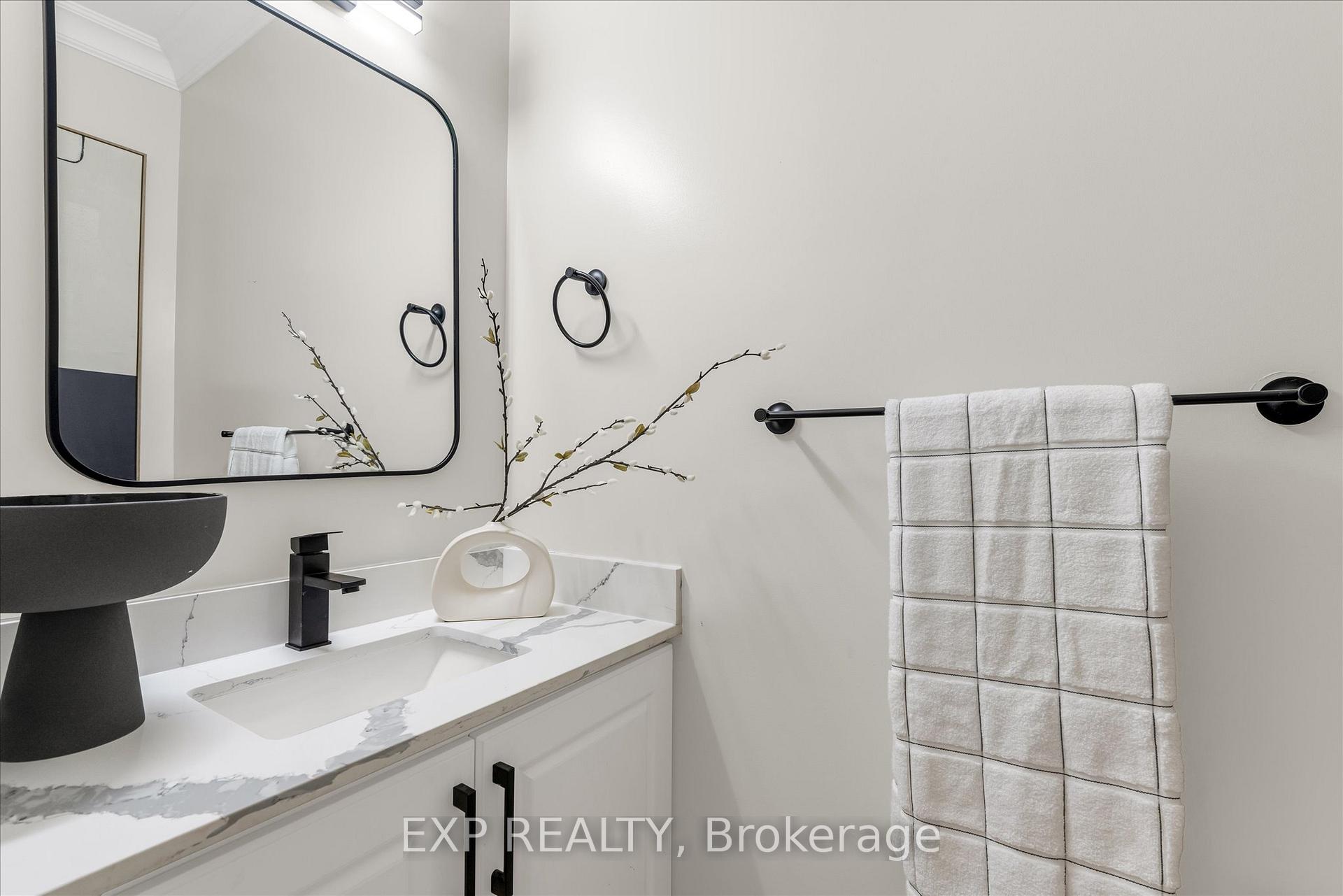 Photo 32 of 514 Fifty Road, Hamilton, Winona Park — HOMEH