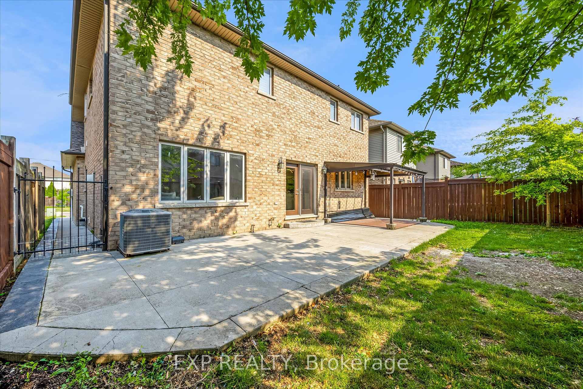 Photo 39 of 514 Fifty Road, Hamilton, Winona Park — HOMEH