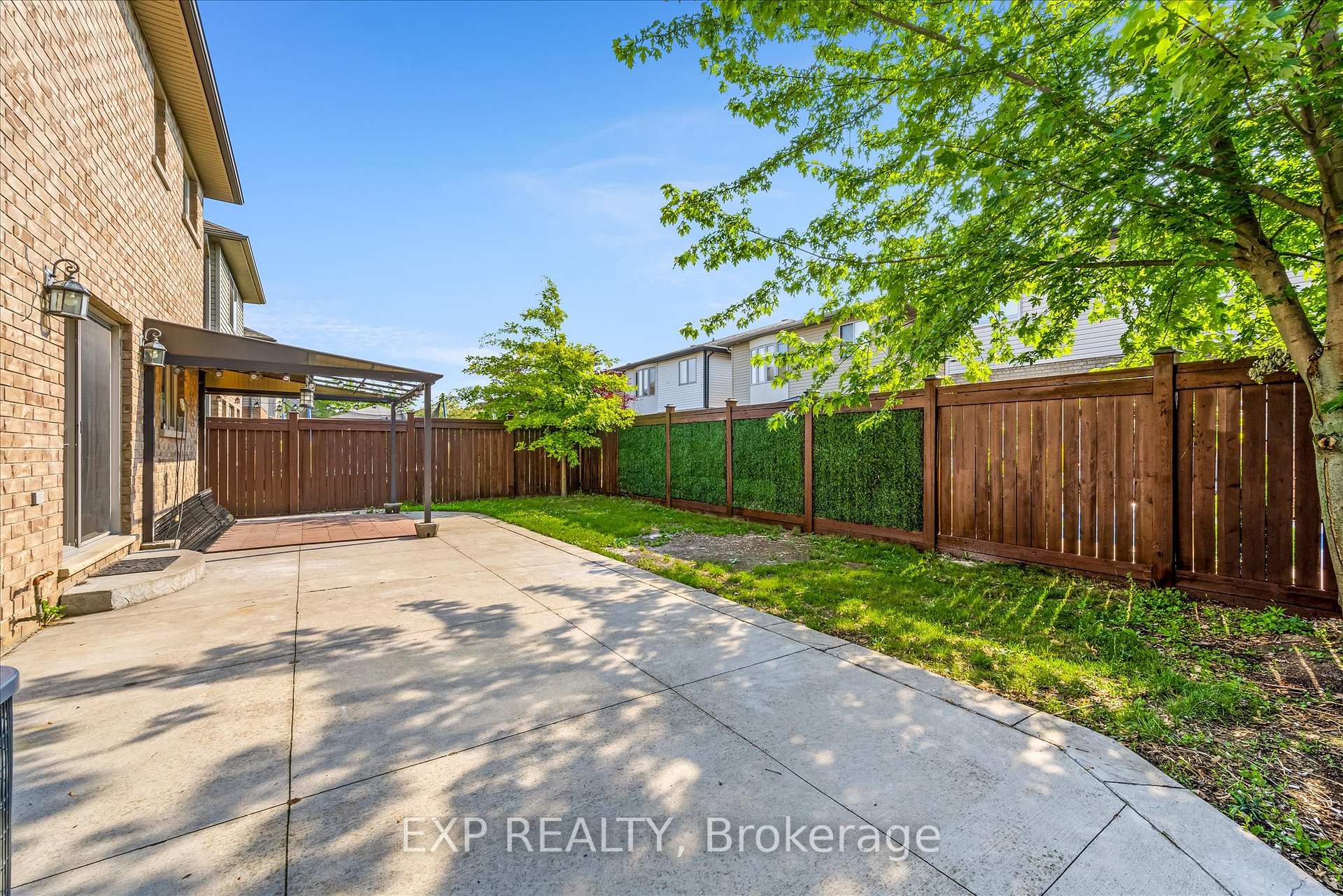 Photo 40 of 514 Fifty Road, Hamilton, Winona Park — HOMEH
