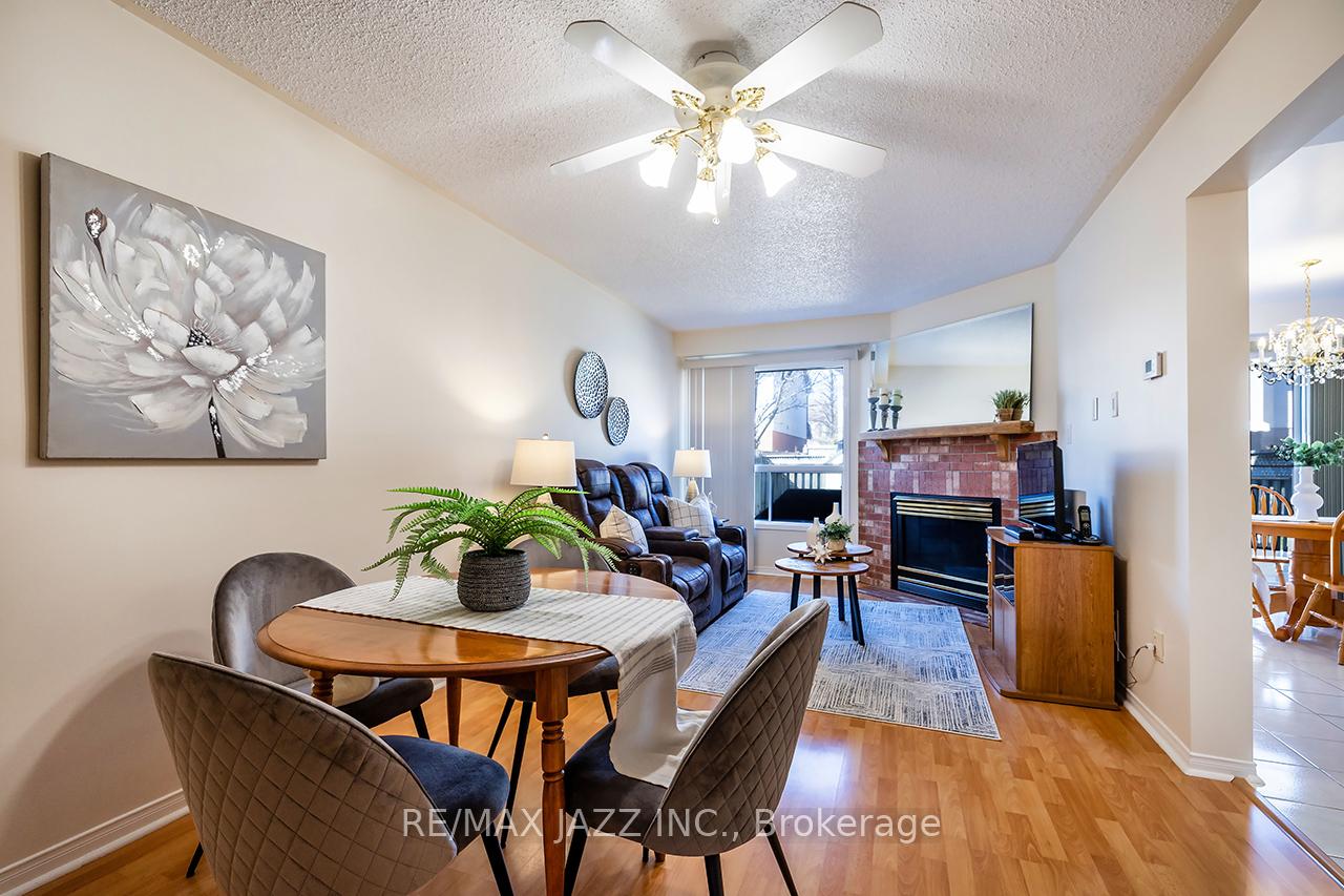 Photo 3 of 14 Trewin Lane, Clarington, Bowmanville — HOMEH