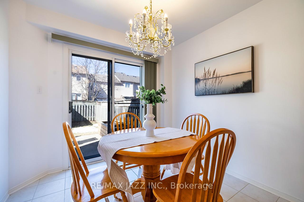 Photo 14 of 14 Trewin Lane, Clarington, Bowmanville — HOMEH