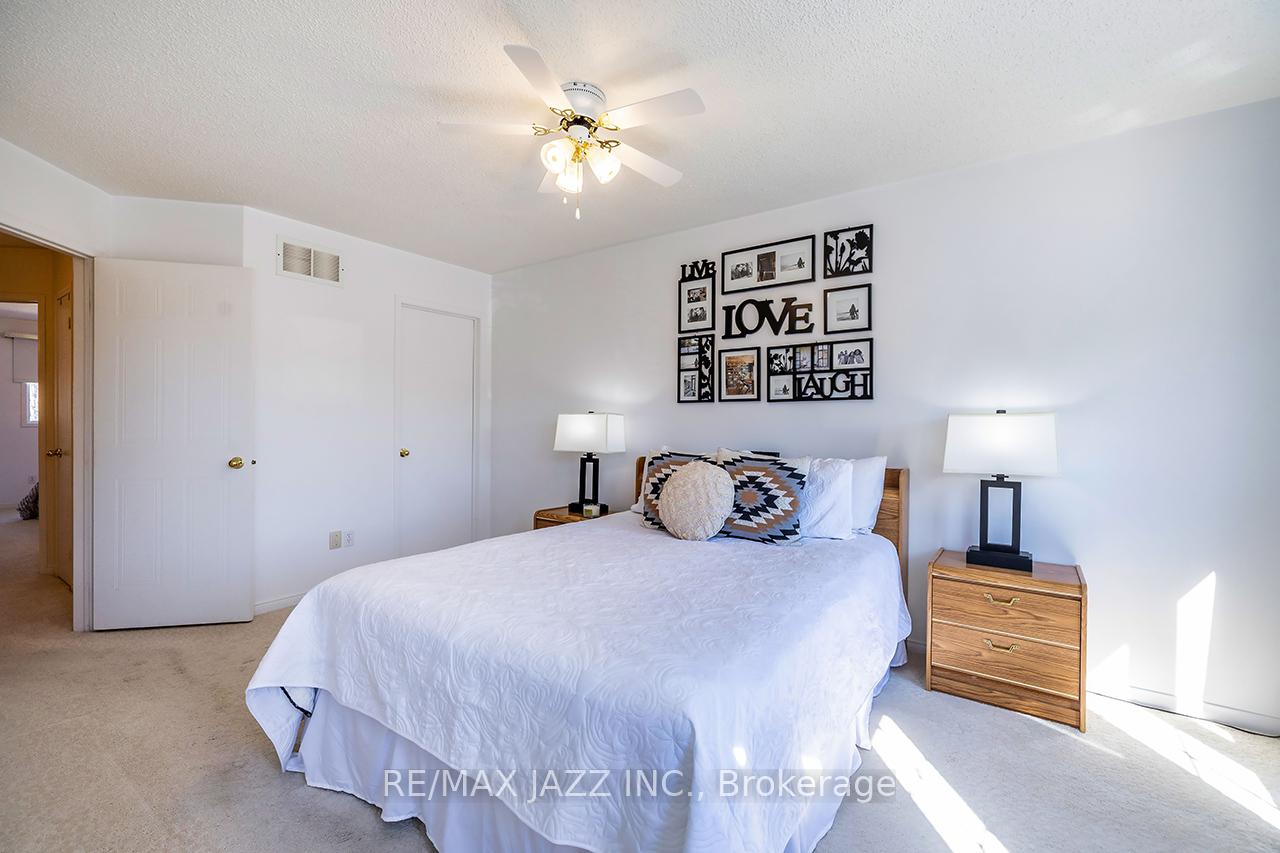Photo 21 of 14 Trewin Lane, Clarington, Bowmanville — HOMEH